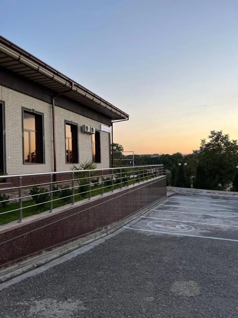 Street view in Samarabonu Hotel