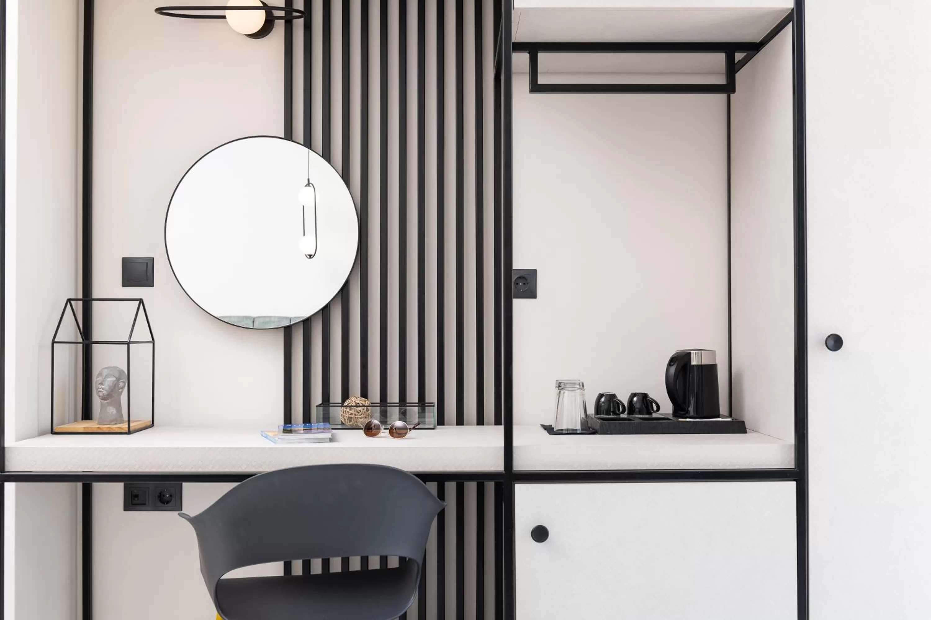 Coffee/tea facilities in Enattica Suites