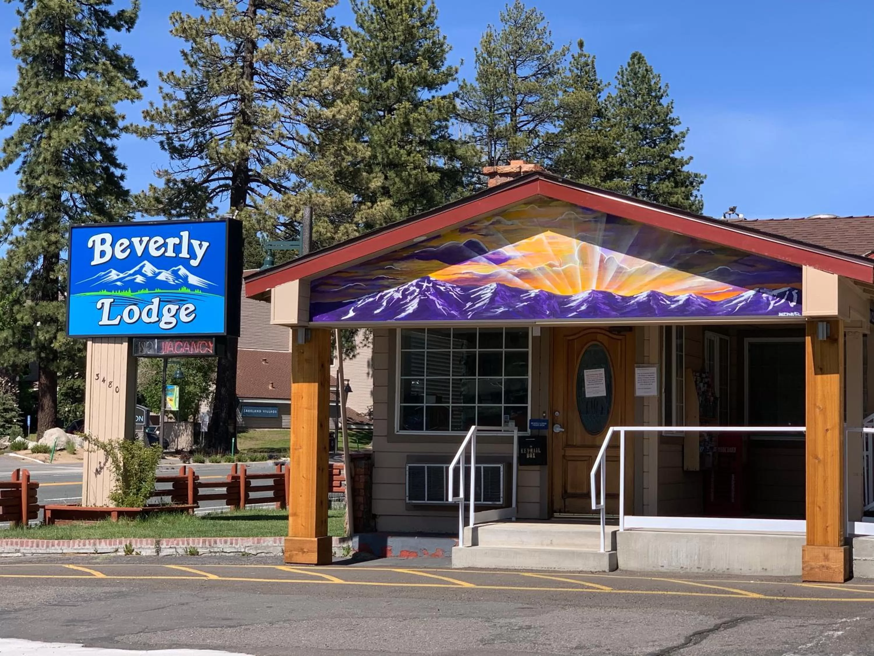 Beverly Lodge