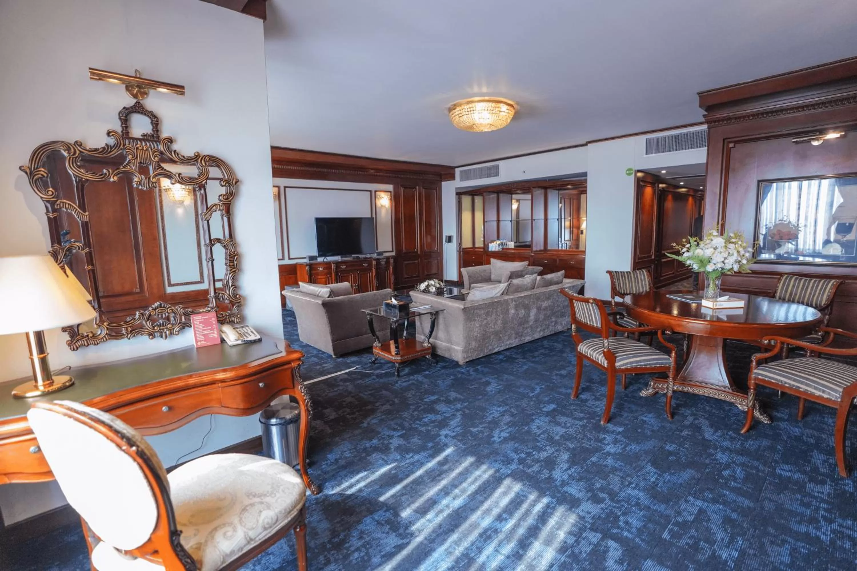 Seating area in Hotel Sarina