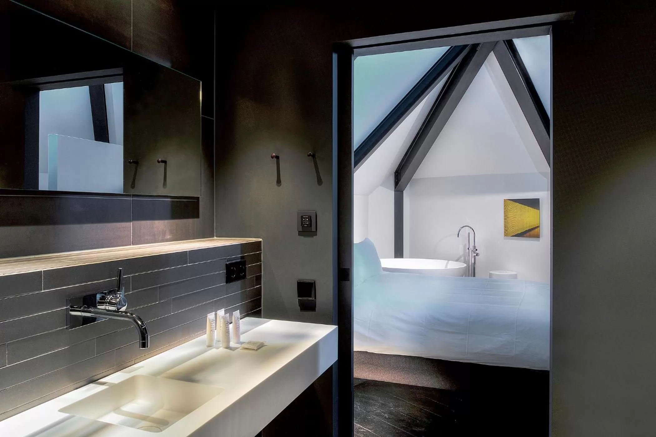 Paljas Loft Suite with Aquamoon Spa Shower and Bath in Kazerne Hotel - Member of Design Hotels