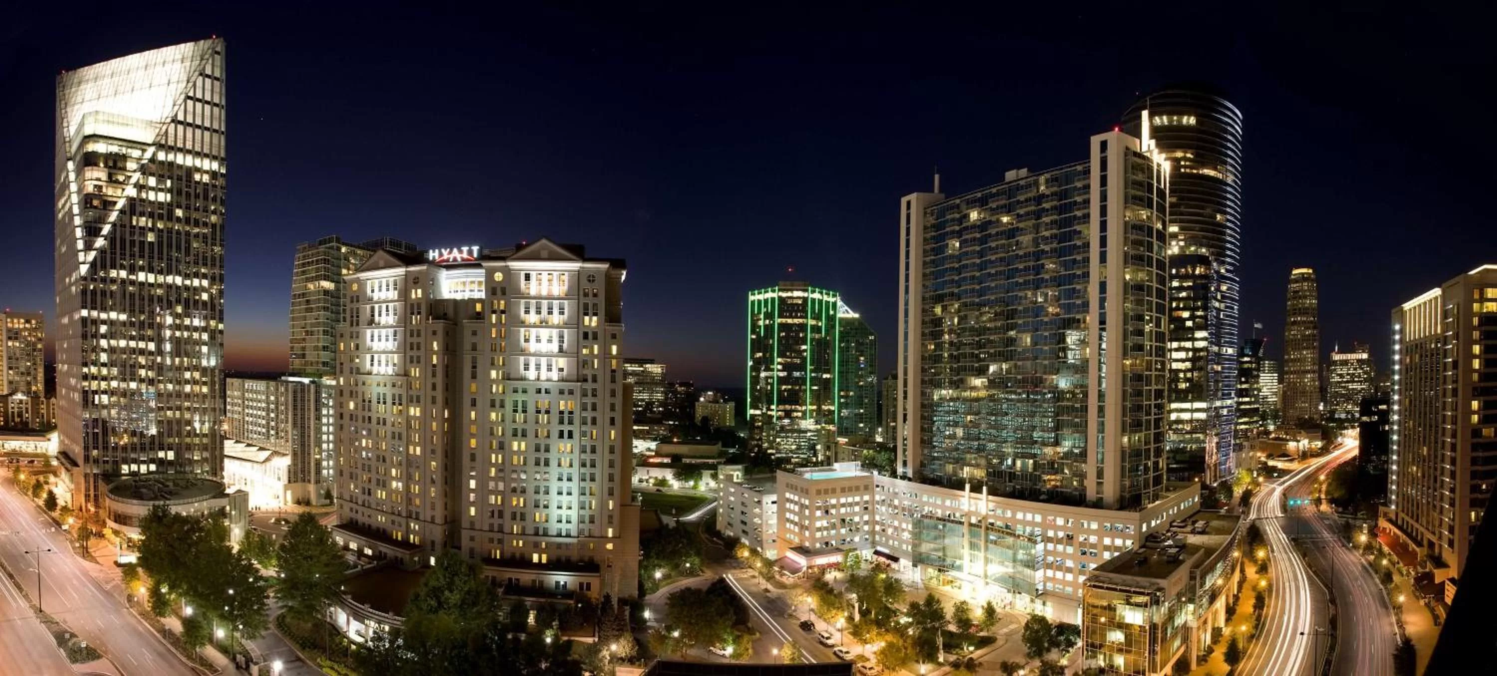 Property building in Grand Hyatt Atlanta in Buckhead