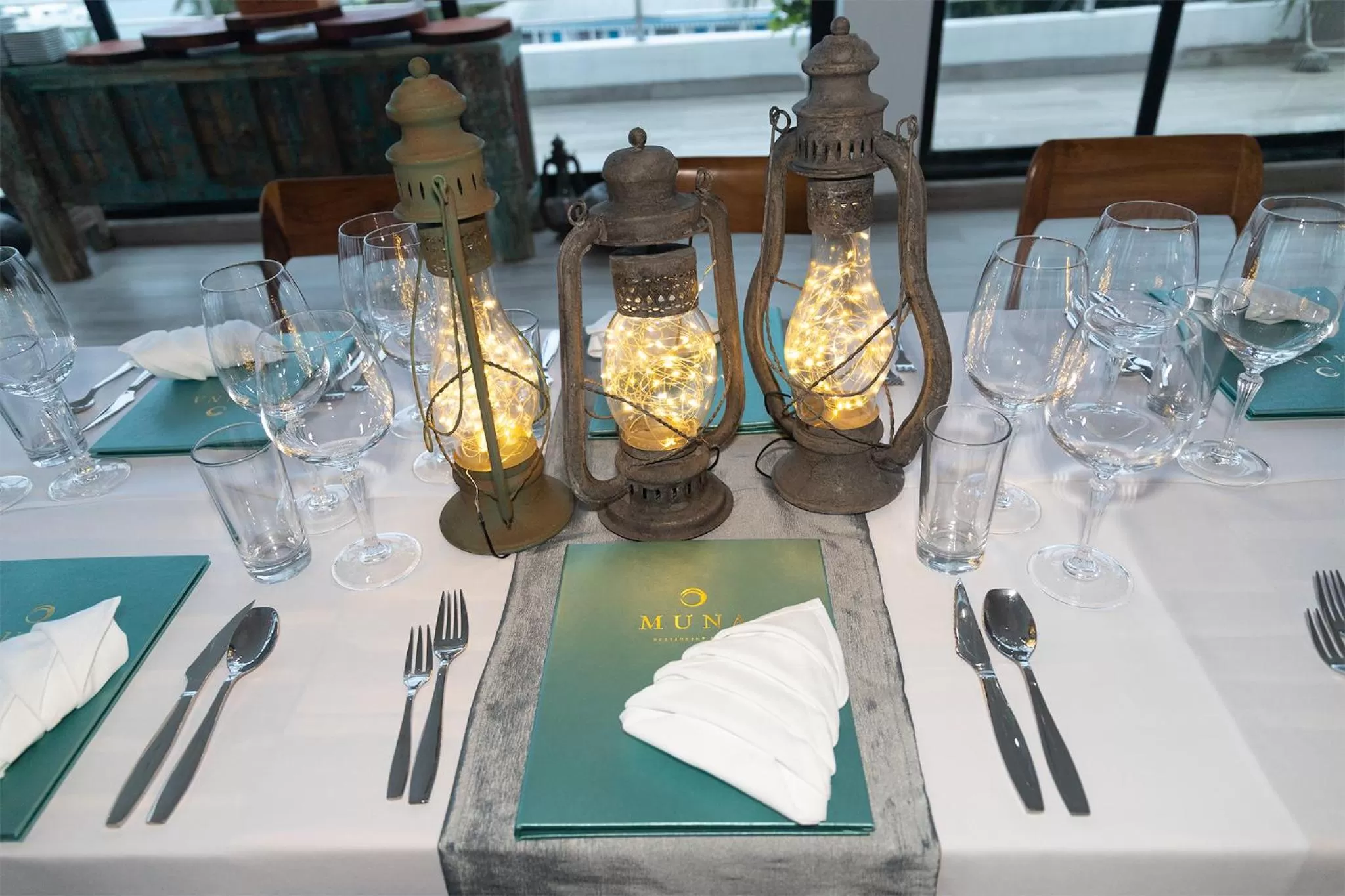 Restaurant/places to eat in The Ellysian Boutique Hotel