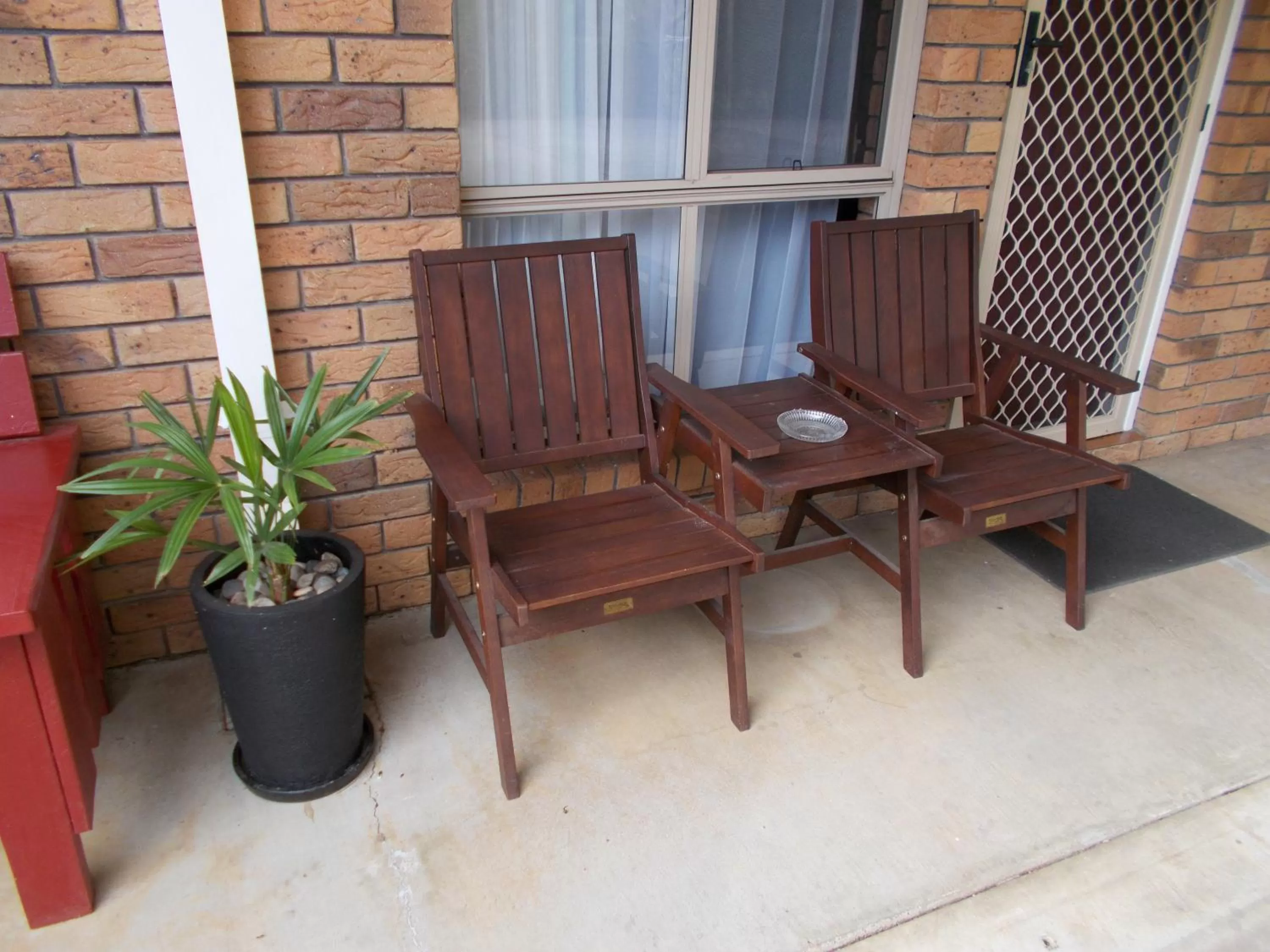 Park House Motor Inn