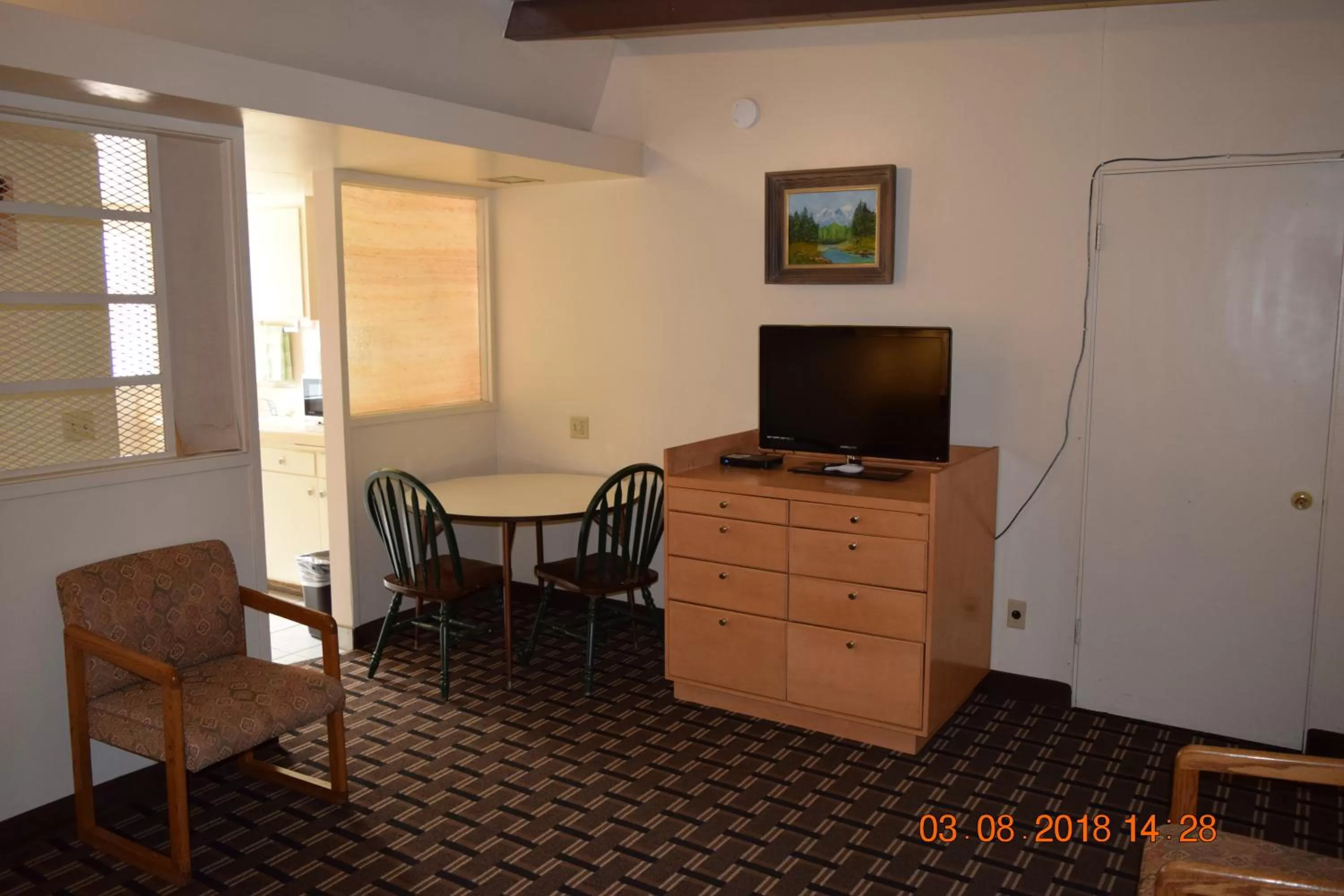 Stanlunds Inn and Suites