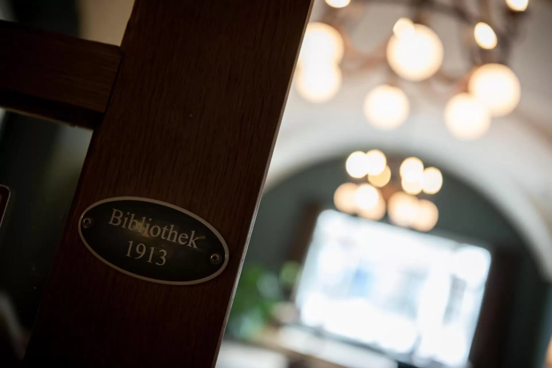 Library in Hotel Schweizerhof Lenzerheide