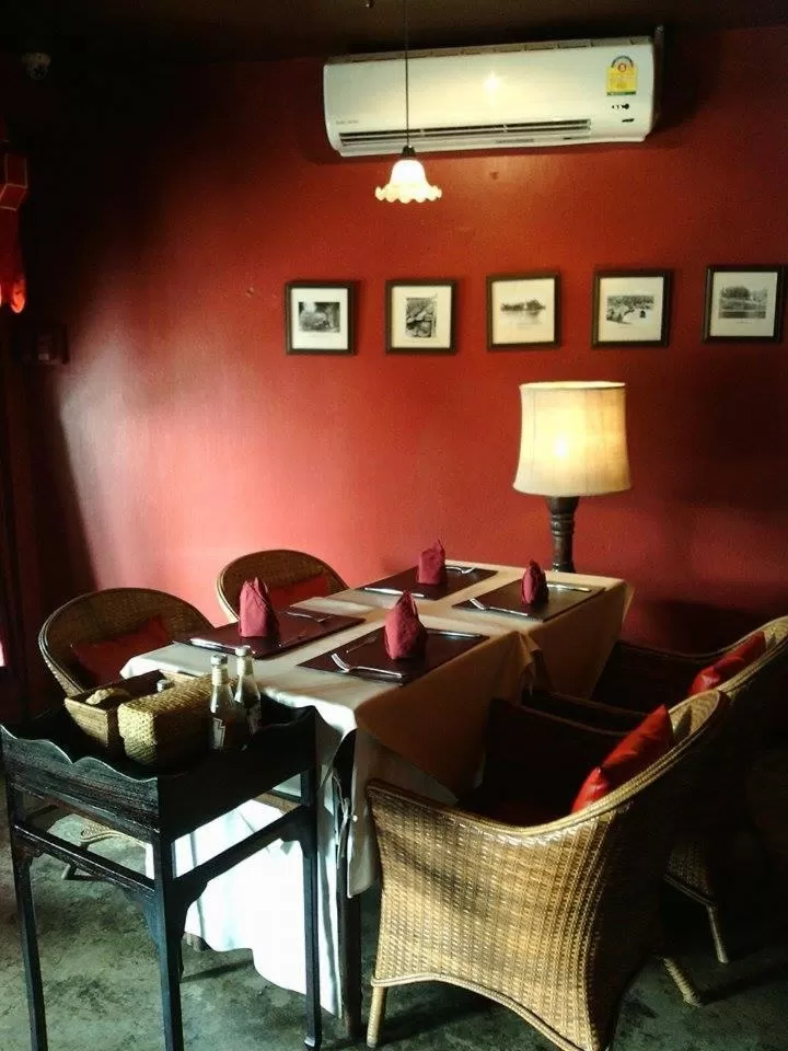 Dining area in Tri Yaan Na Ros Colonial House