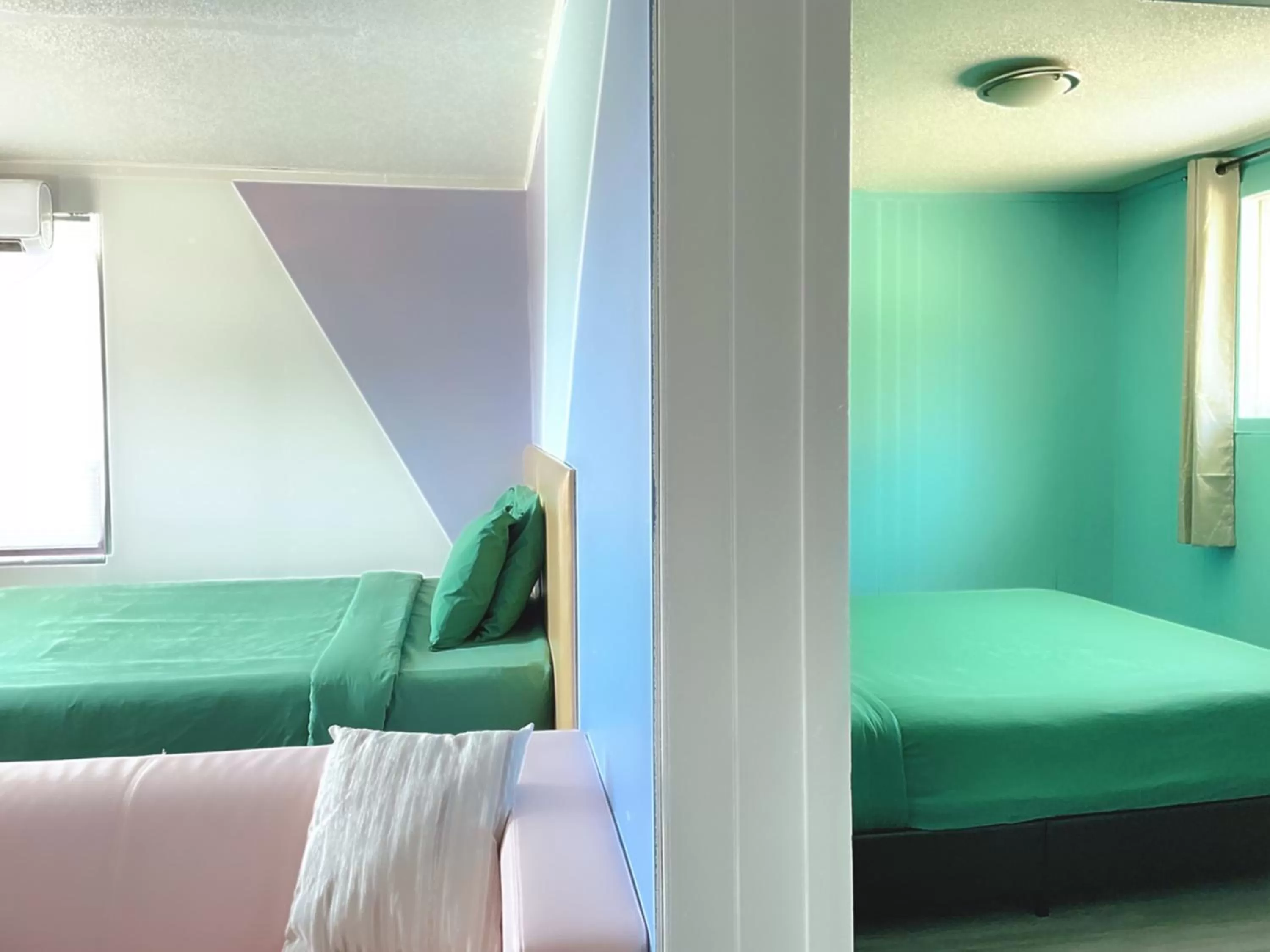 Bed in Stop 21 Motel