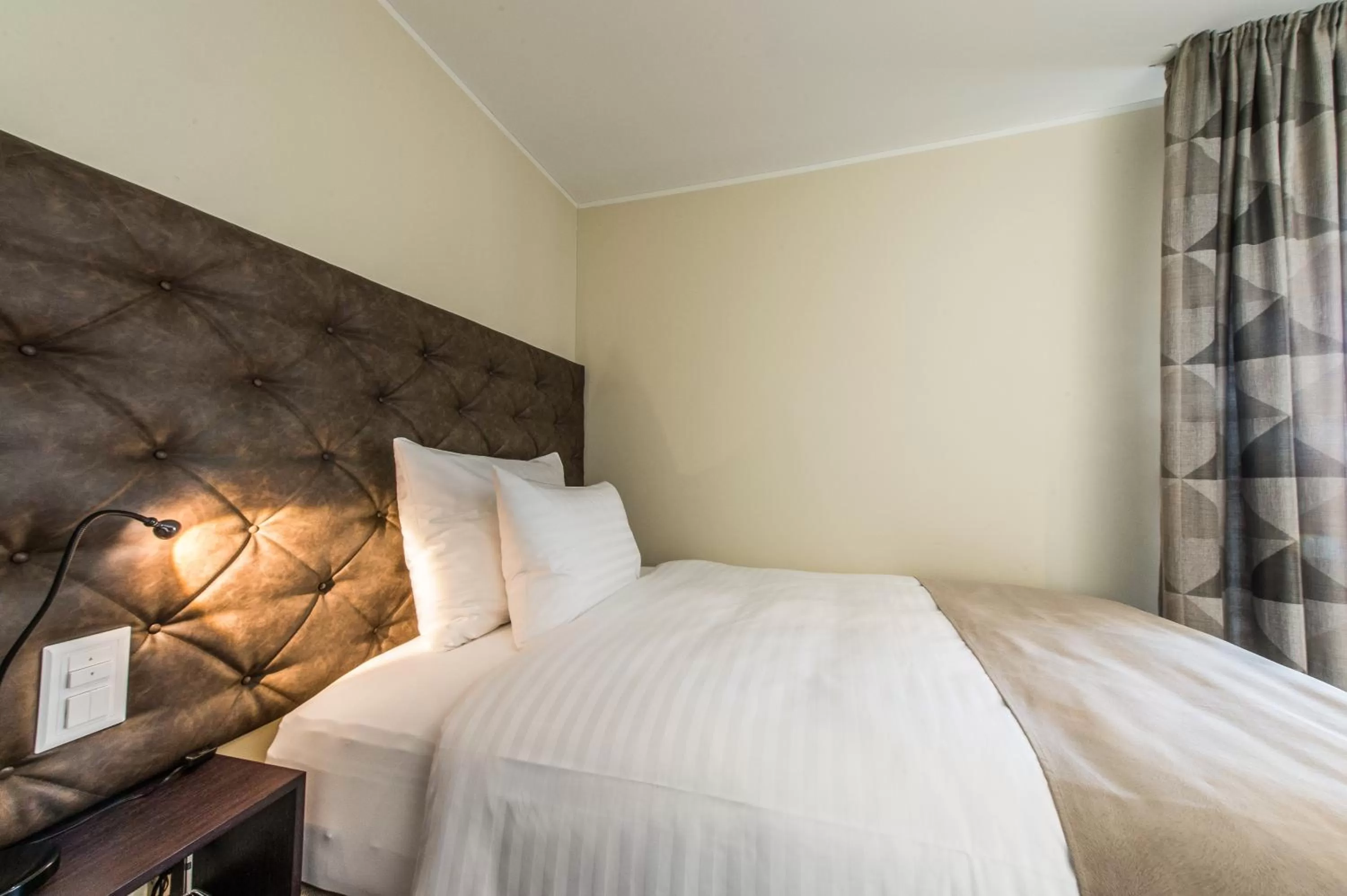 Bedroom, Bed in Hotel My Way Zürich Wallisellen