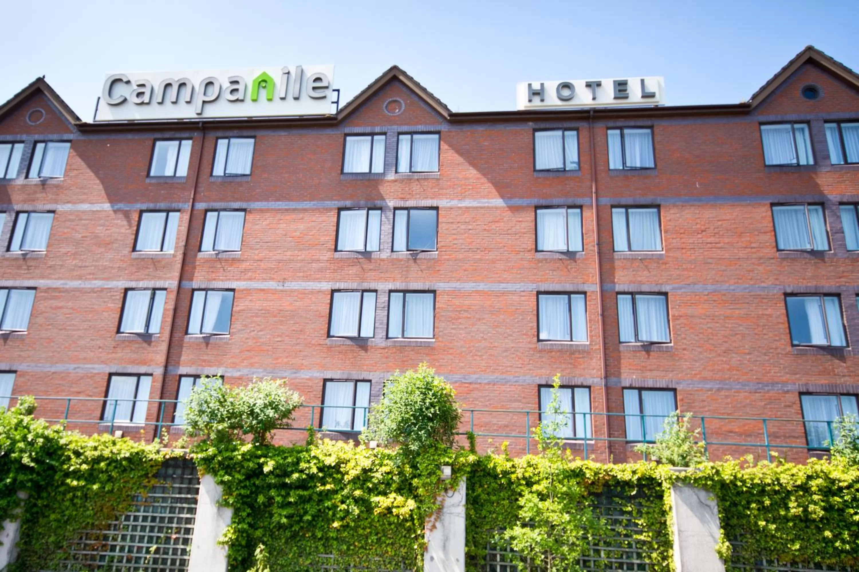 Area and facilities in Campanile Manchester