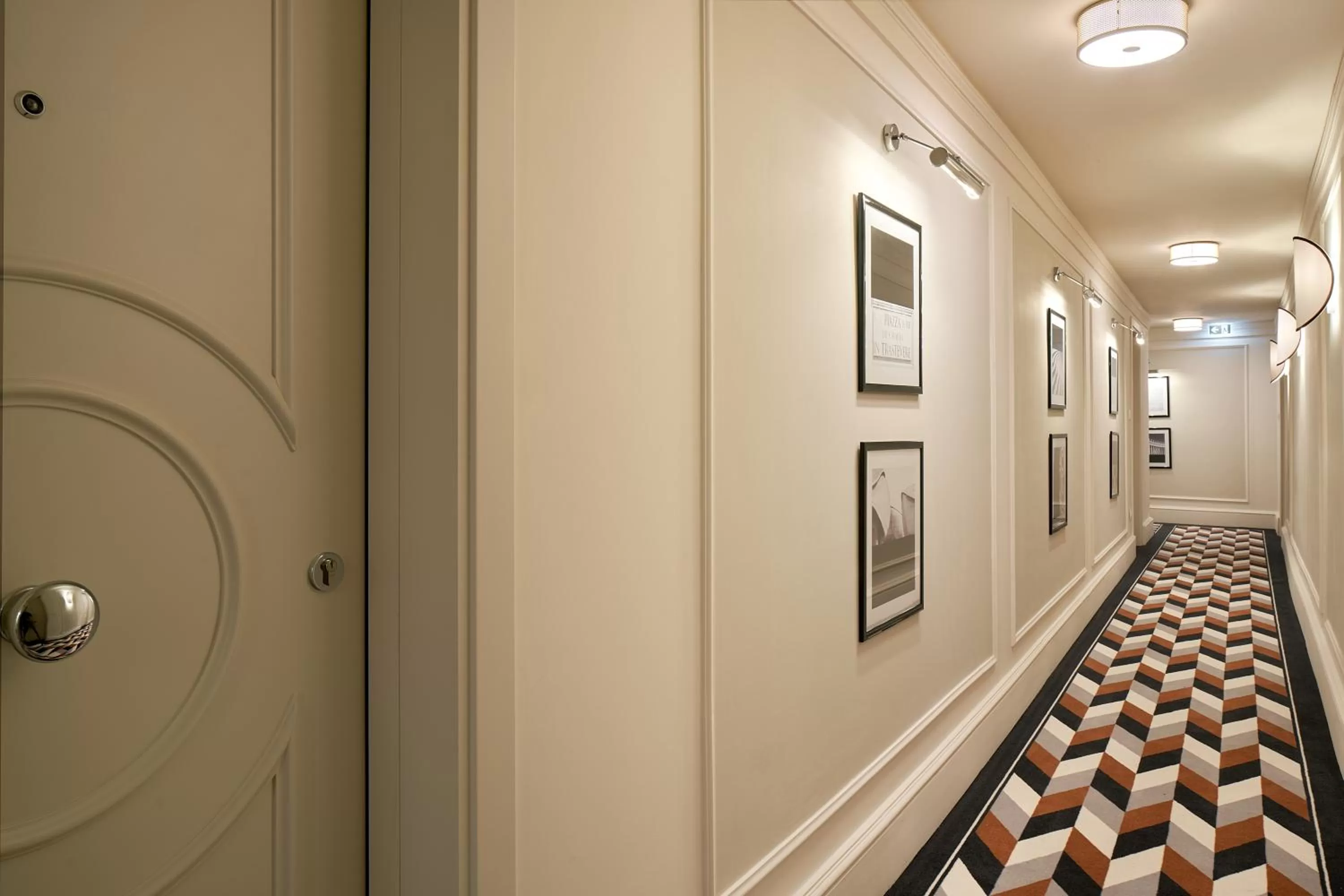 Decorative detail in Trastevere Roma UNA Esperienze