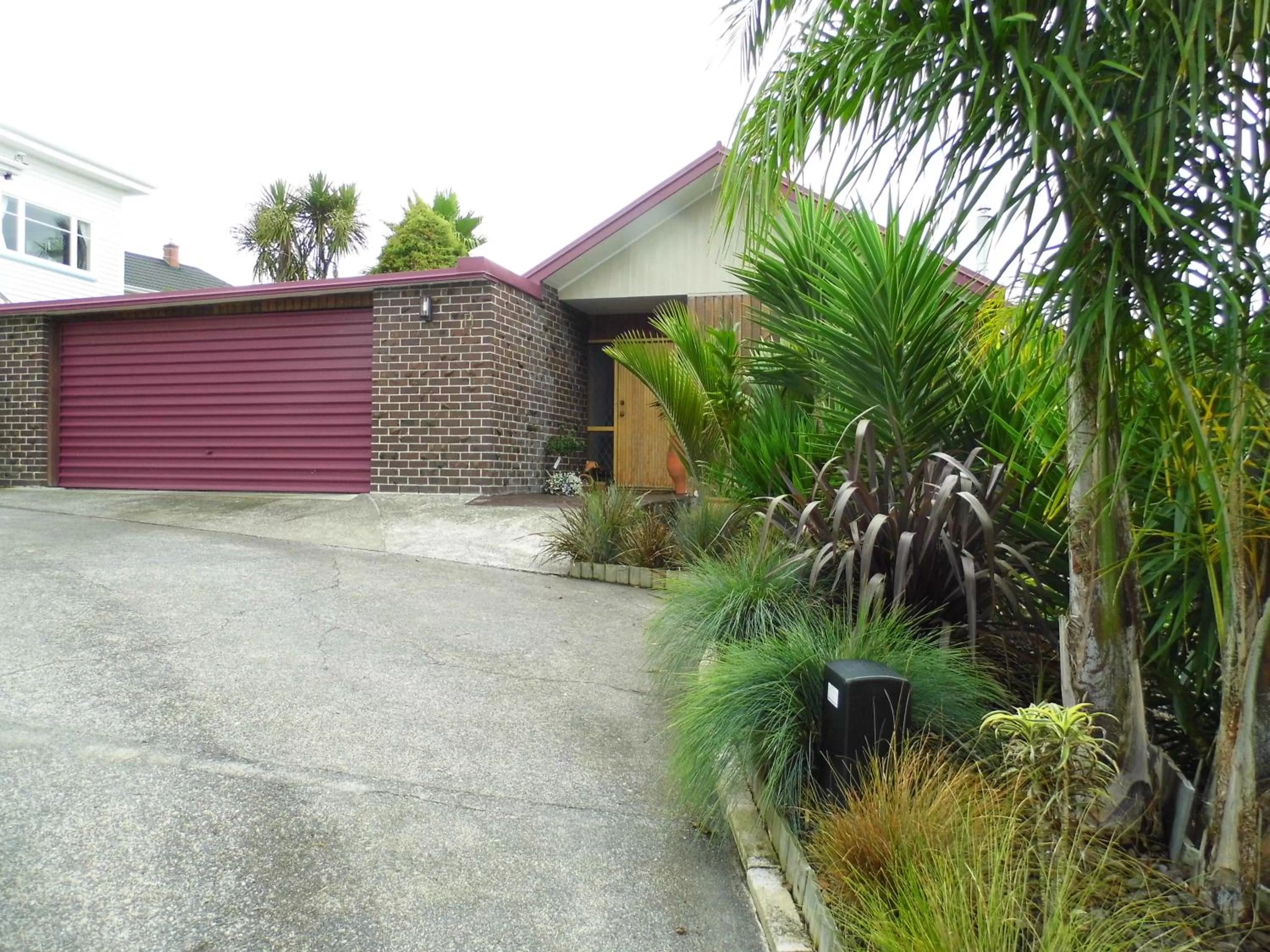 Property Building in MnM's BnB