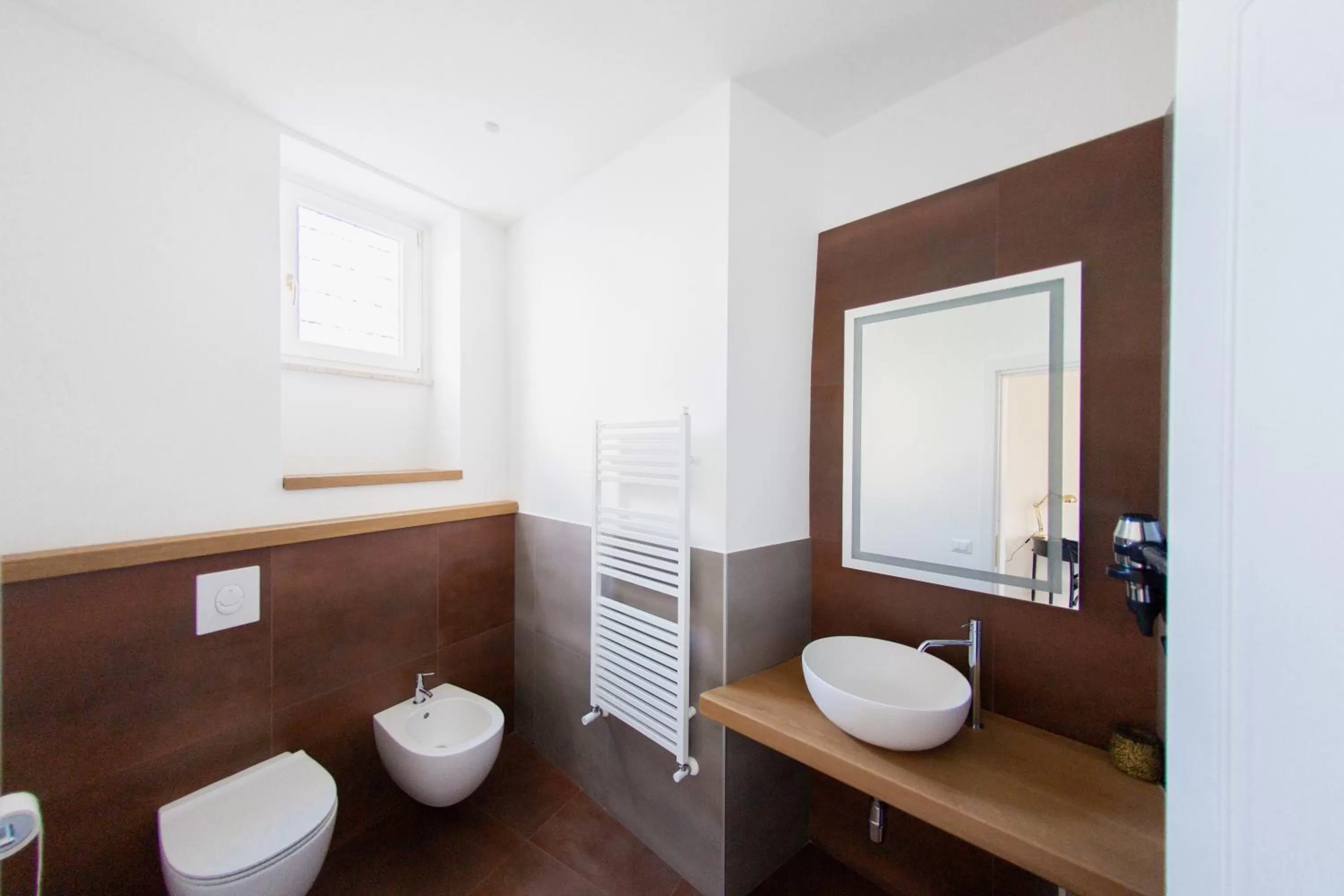 Bathroom in Novecento