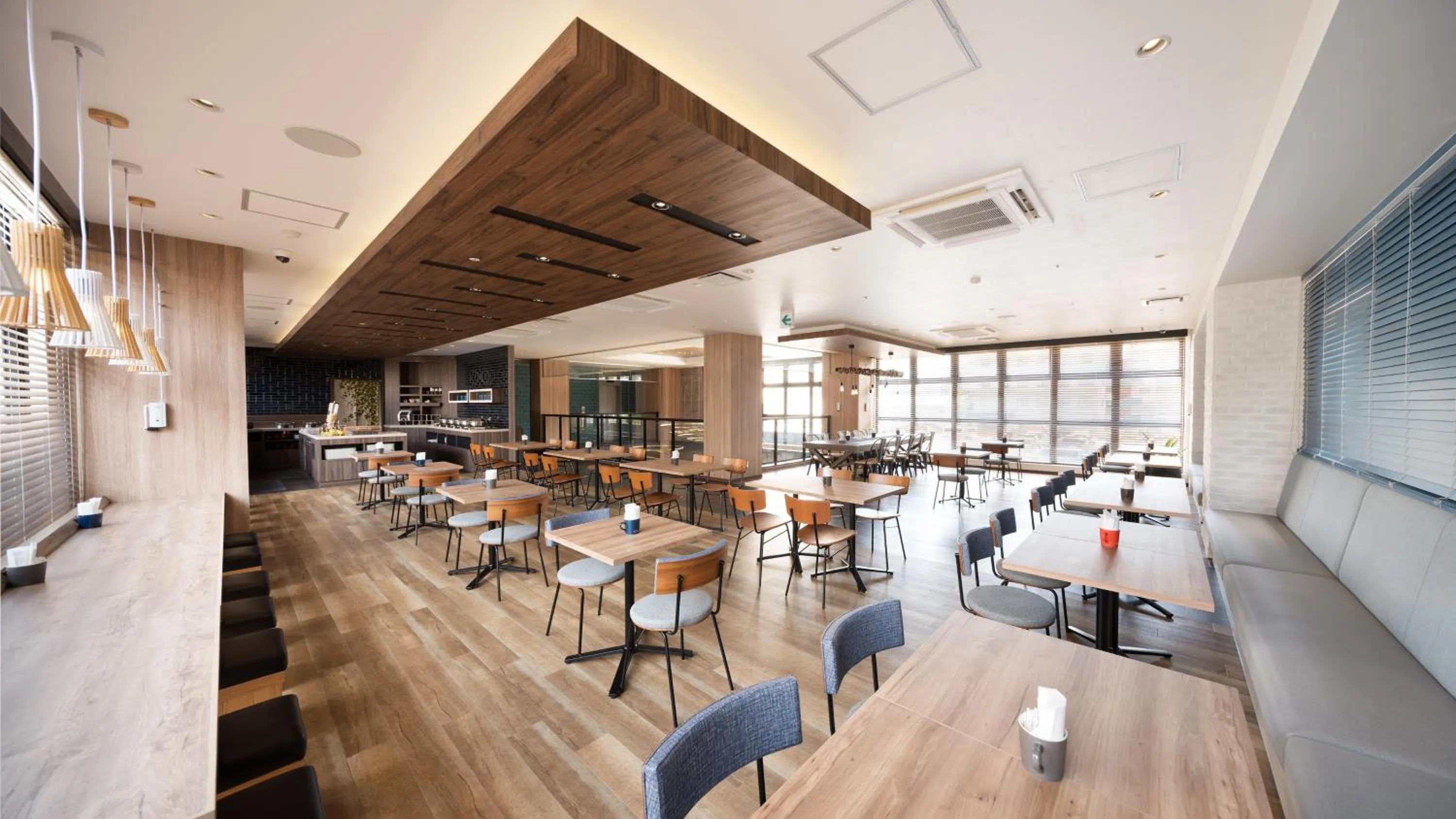 Restaurant/places to eat in Tissage Hotel Naha by Nest