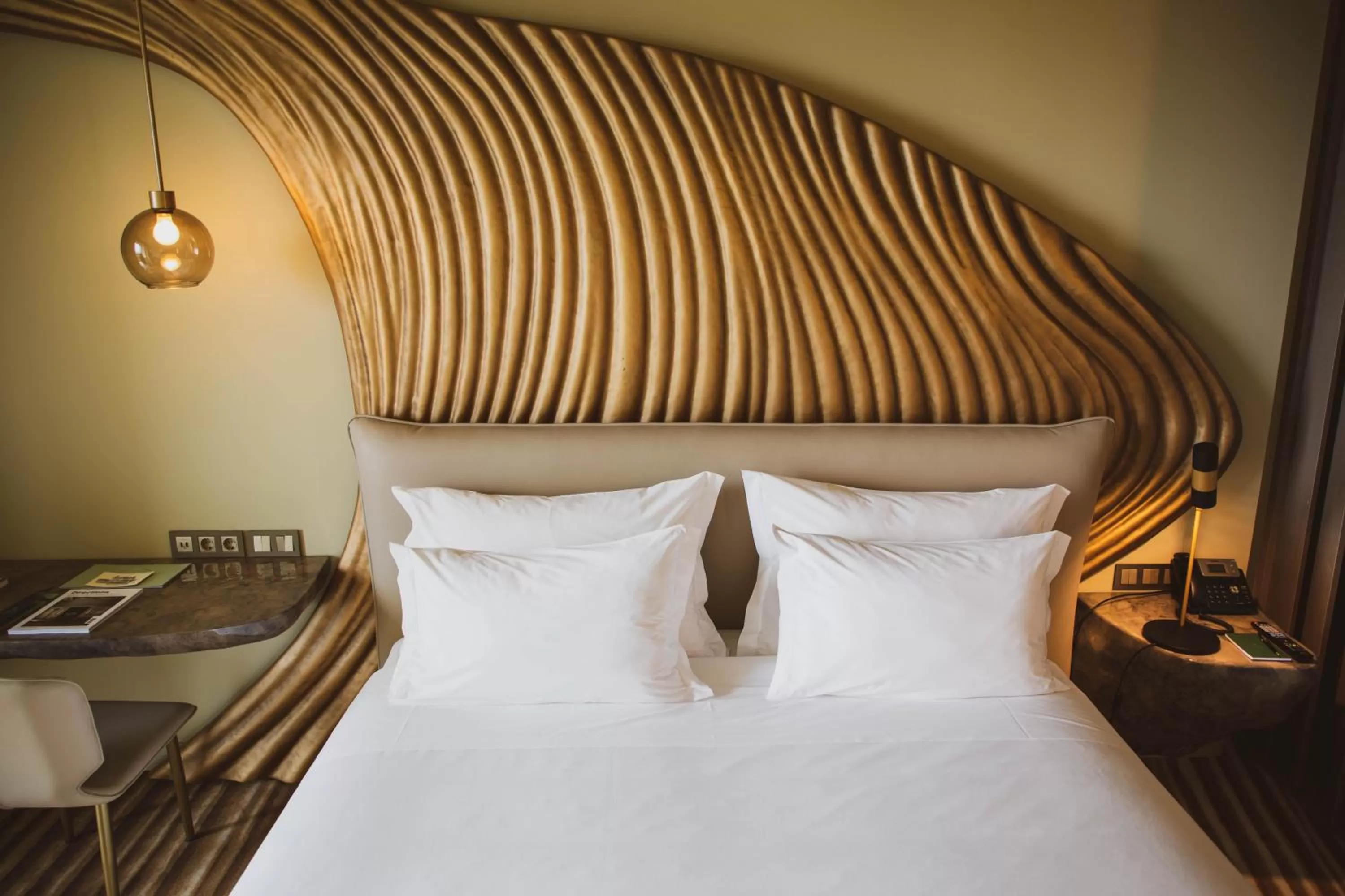 Bedroom, Bed in Vila Foz Hotel & SPA - member of Design Hotels