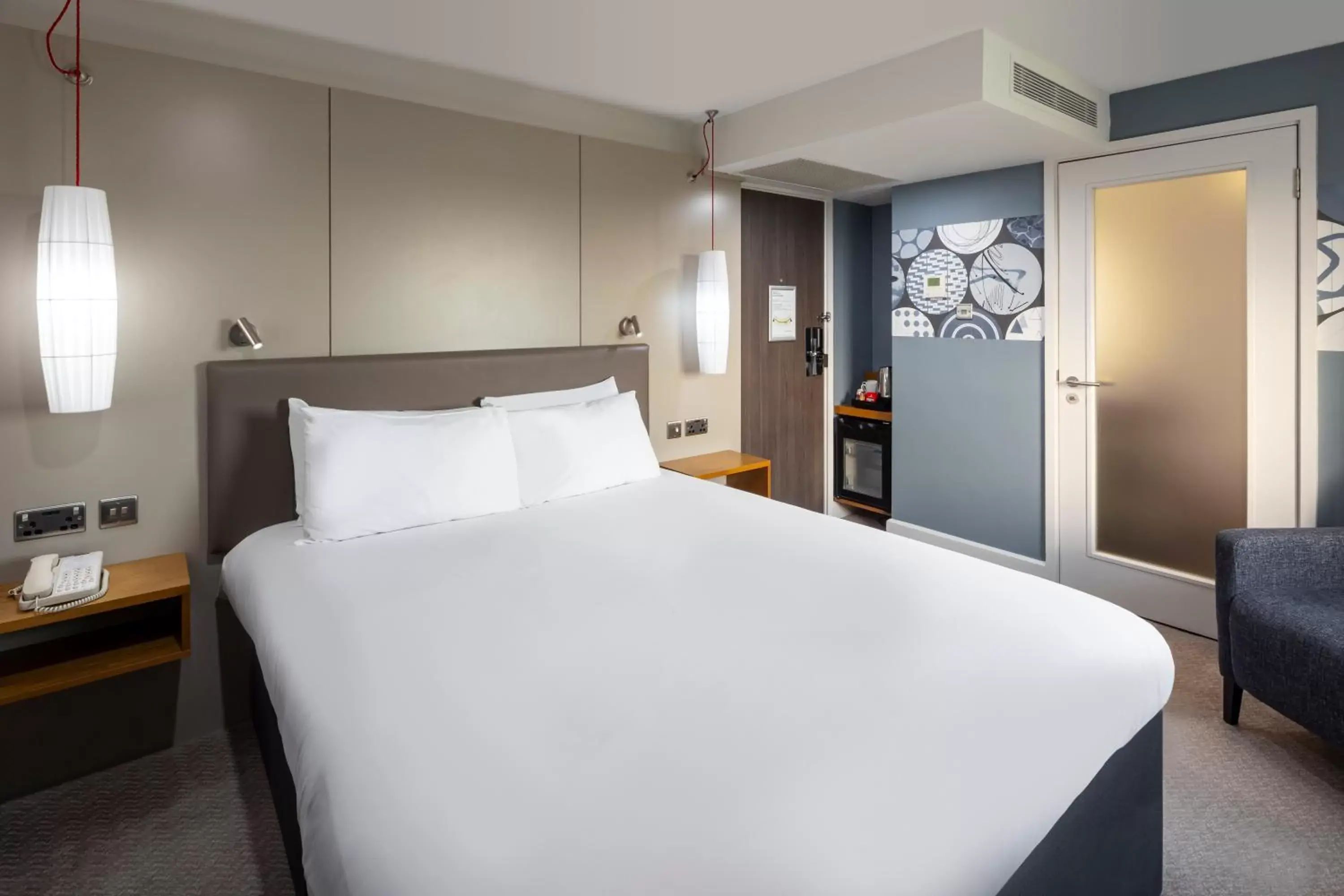 Standard Queen Room in Crowne Plaza Harrogate by IHG Standard Queen Room in Crowne Plaza Harrogate by IHG