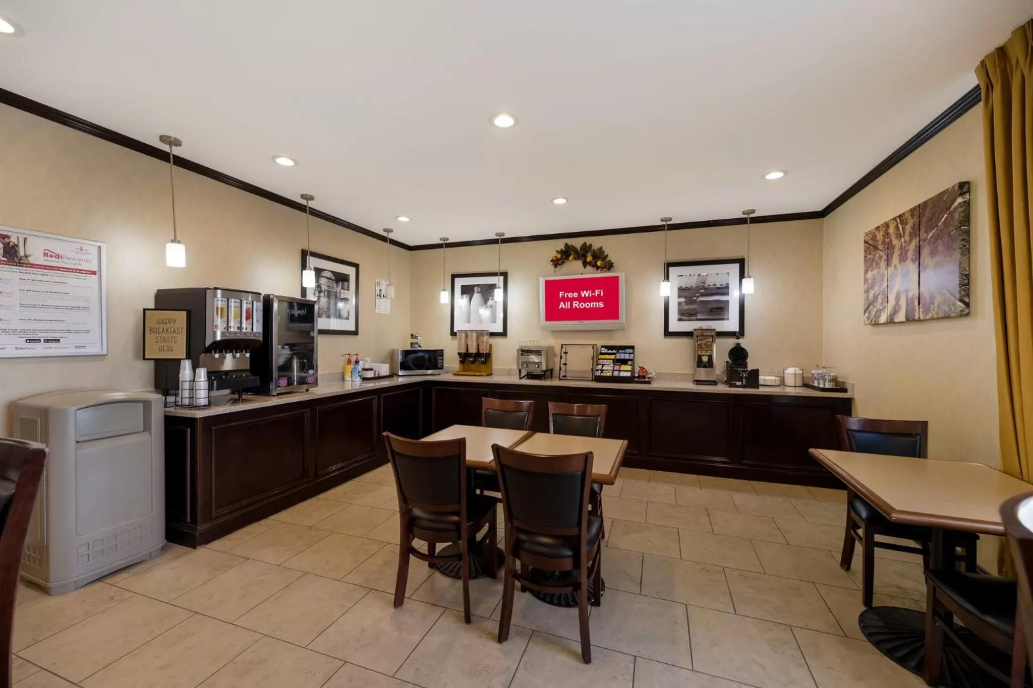 Breakfast in Red Roof Inn Pecos