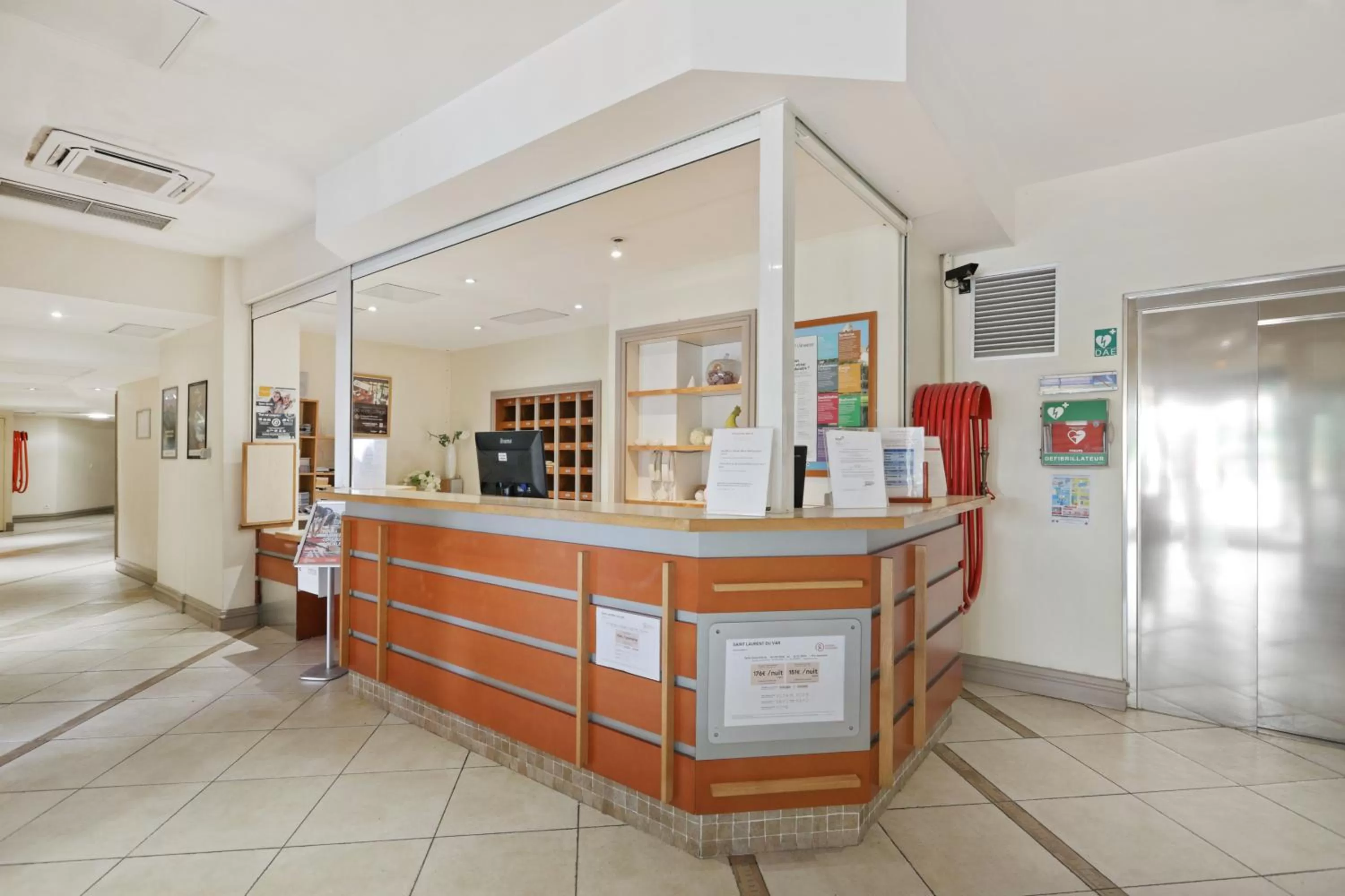 Lobby or reception in Résidence Pierre & Vacances Heliotel Marine