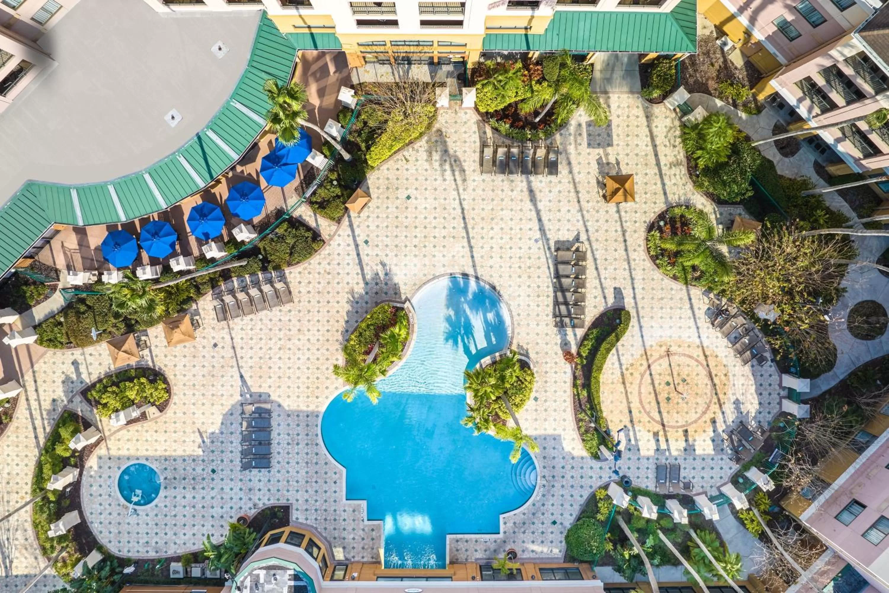 Swimming pool in Courtyard by Marriott Orlando Lake Buena Vista in the Marriott Village