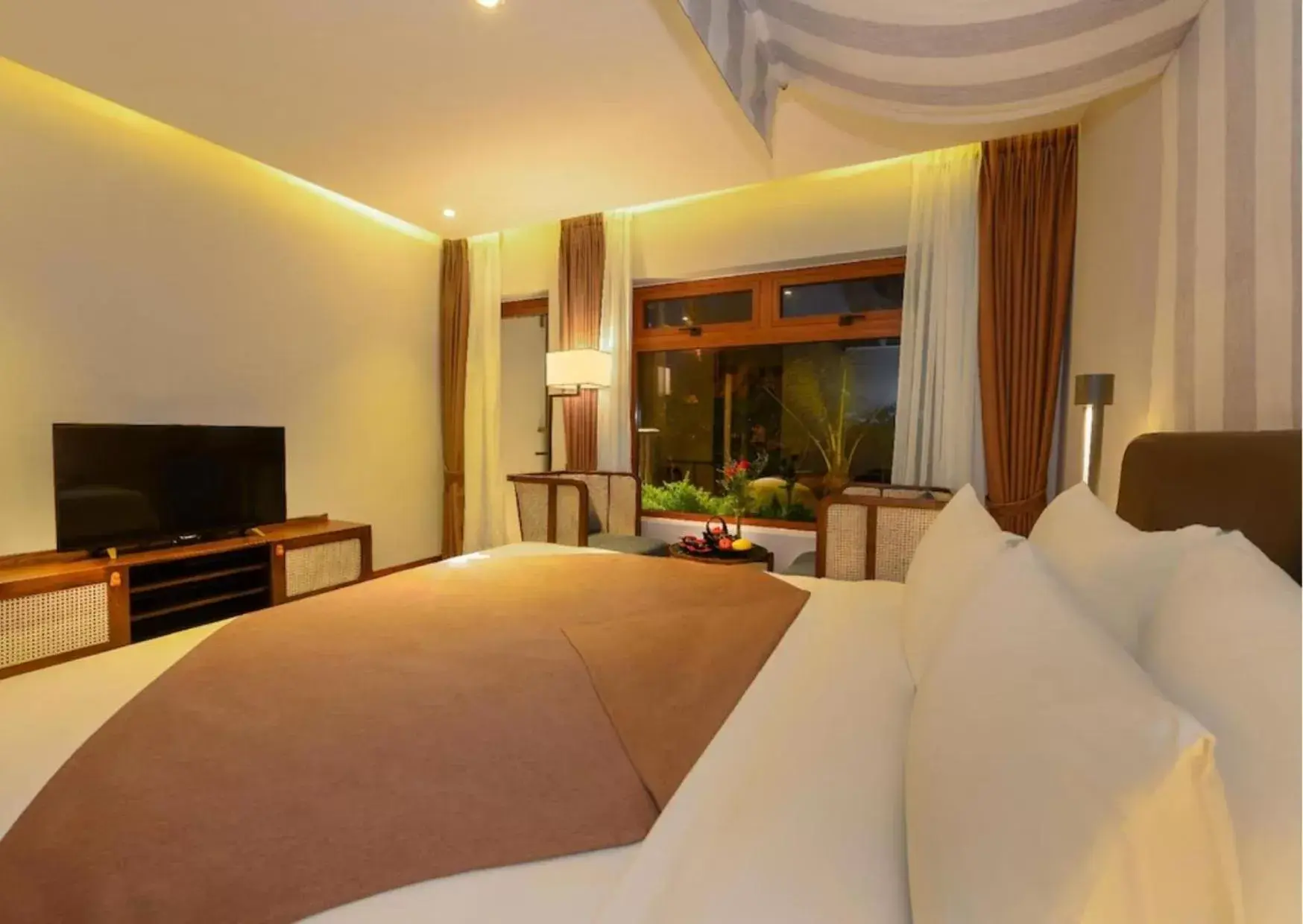 Deluxe King Room in HA Hotel Apartments Ocean Front Deluxe King Room in HA Hotel Apartments Ocean Front