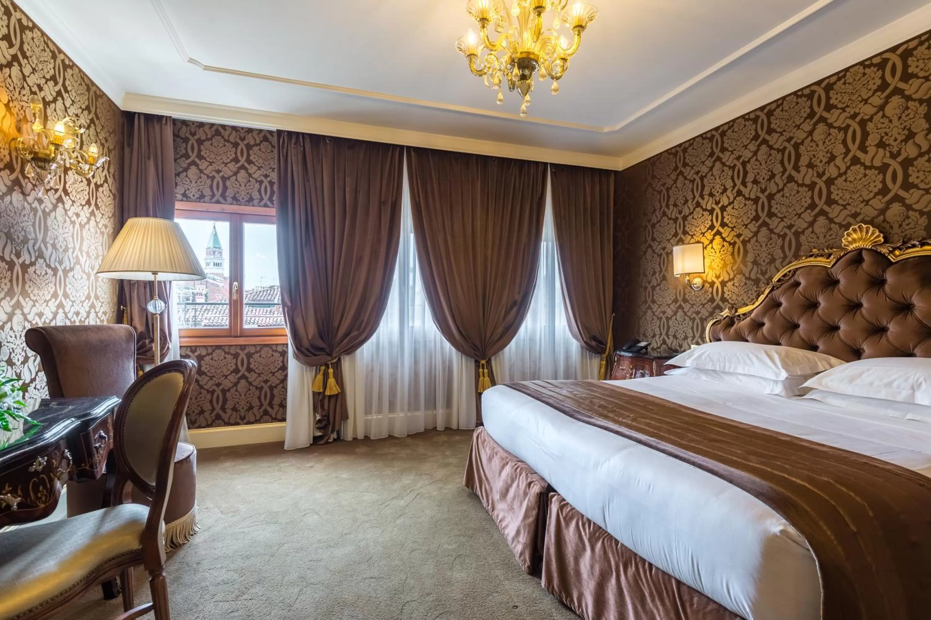 Bed in Hotel Ai Cavalieri di Venezia