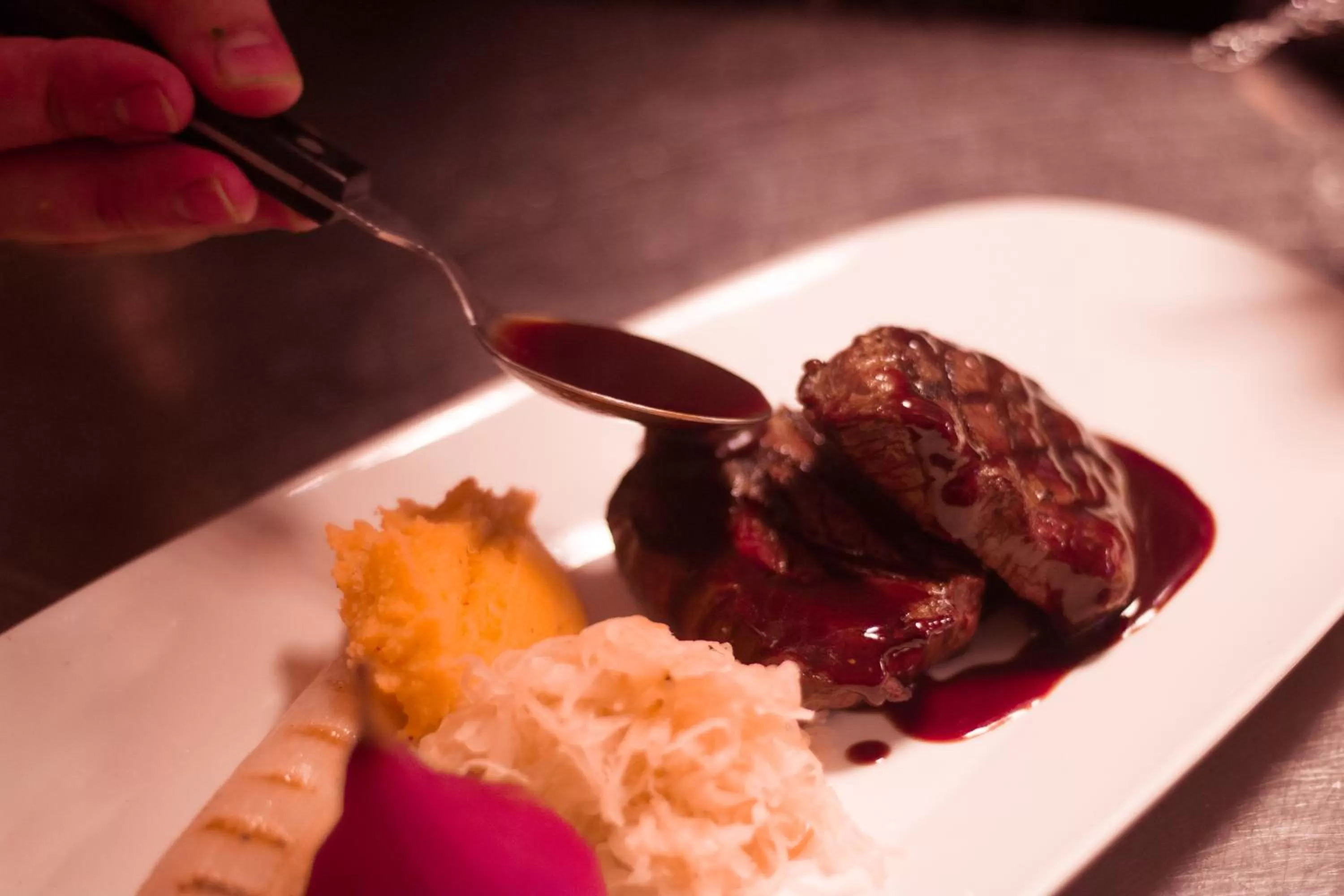 Food and drinks in Hotel Brasserie de Kroon