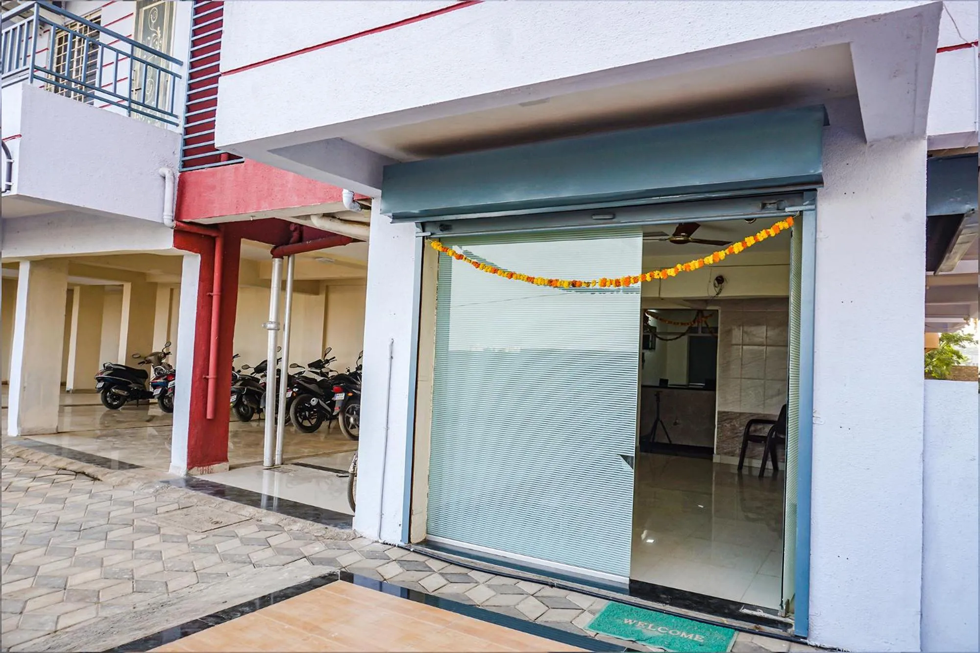 Facade/entrance in FabHotel Lake View - Chinmaya Vitthal Mandir