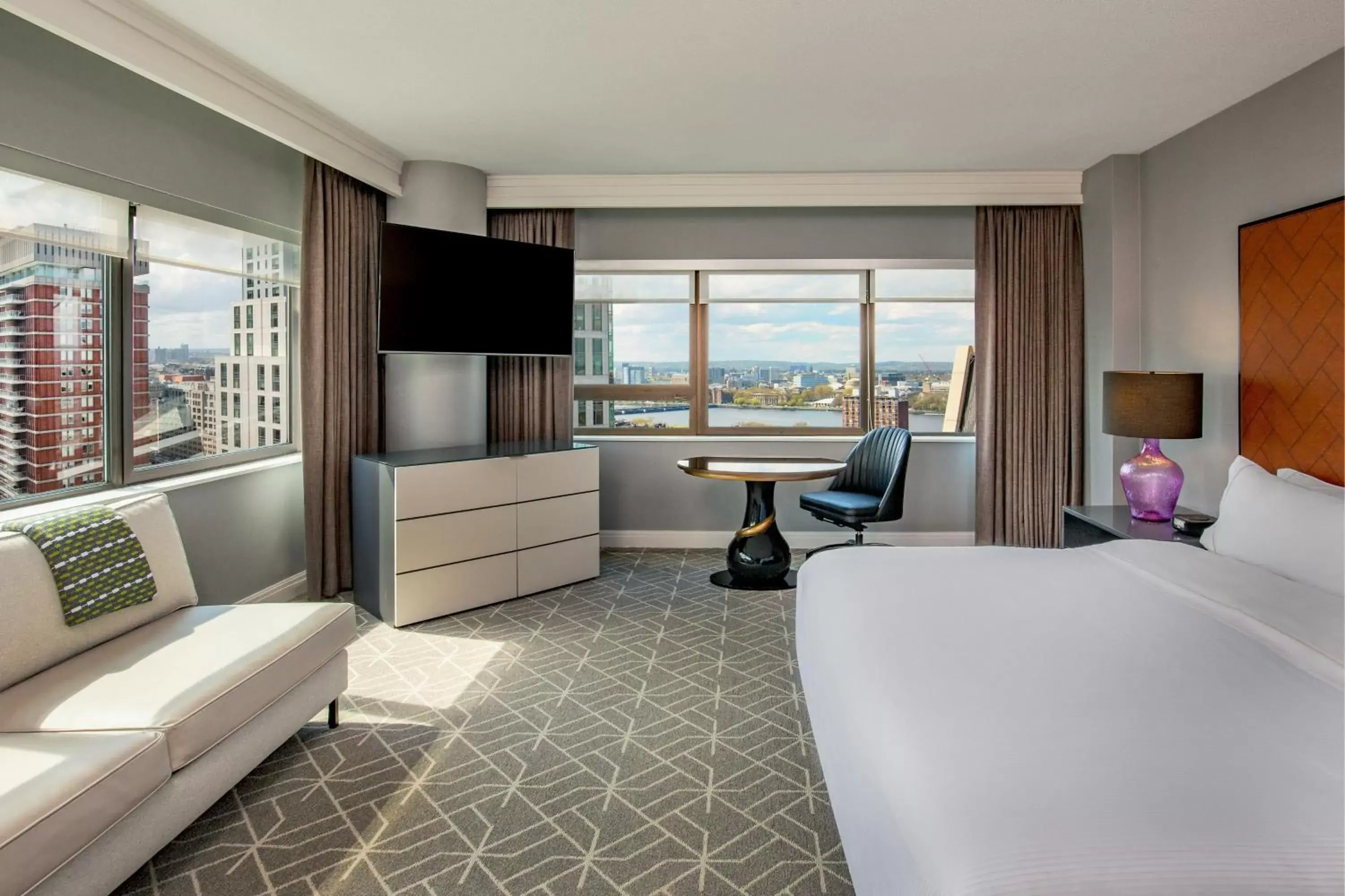 Traditional King Room with Adapted Tub - Mobility Accessible in The Westin Copley Place, Boston Traditional King Room with Adapted Tub - Mobility Accessible in The Westin Copley Place, Boston