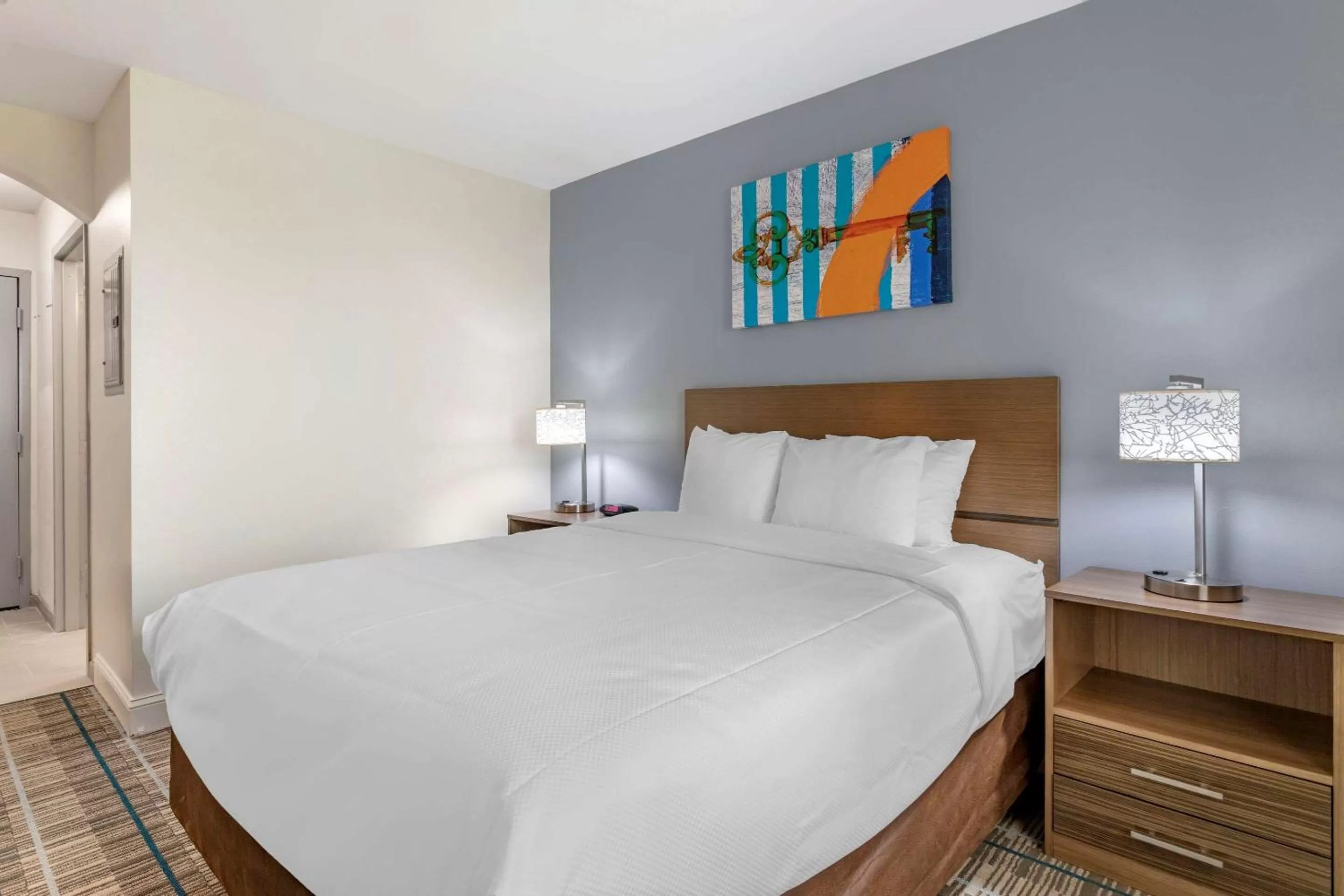 Photo of the whole room, Bed in MainStay Suites Port Arthur - Beaumont South