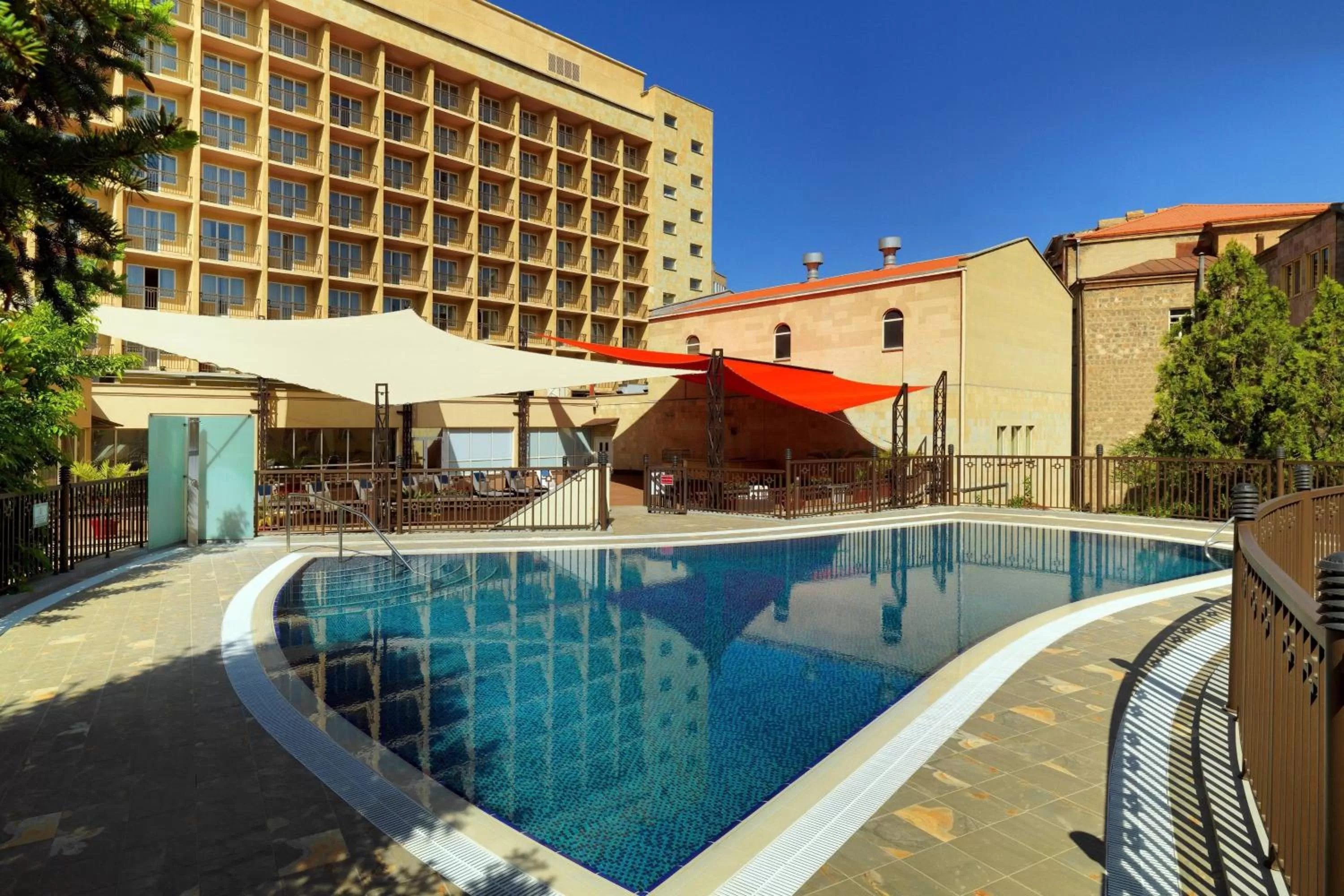 Swimming pool in Armenia Marriott Hotel Yerevan