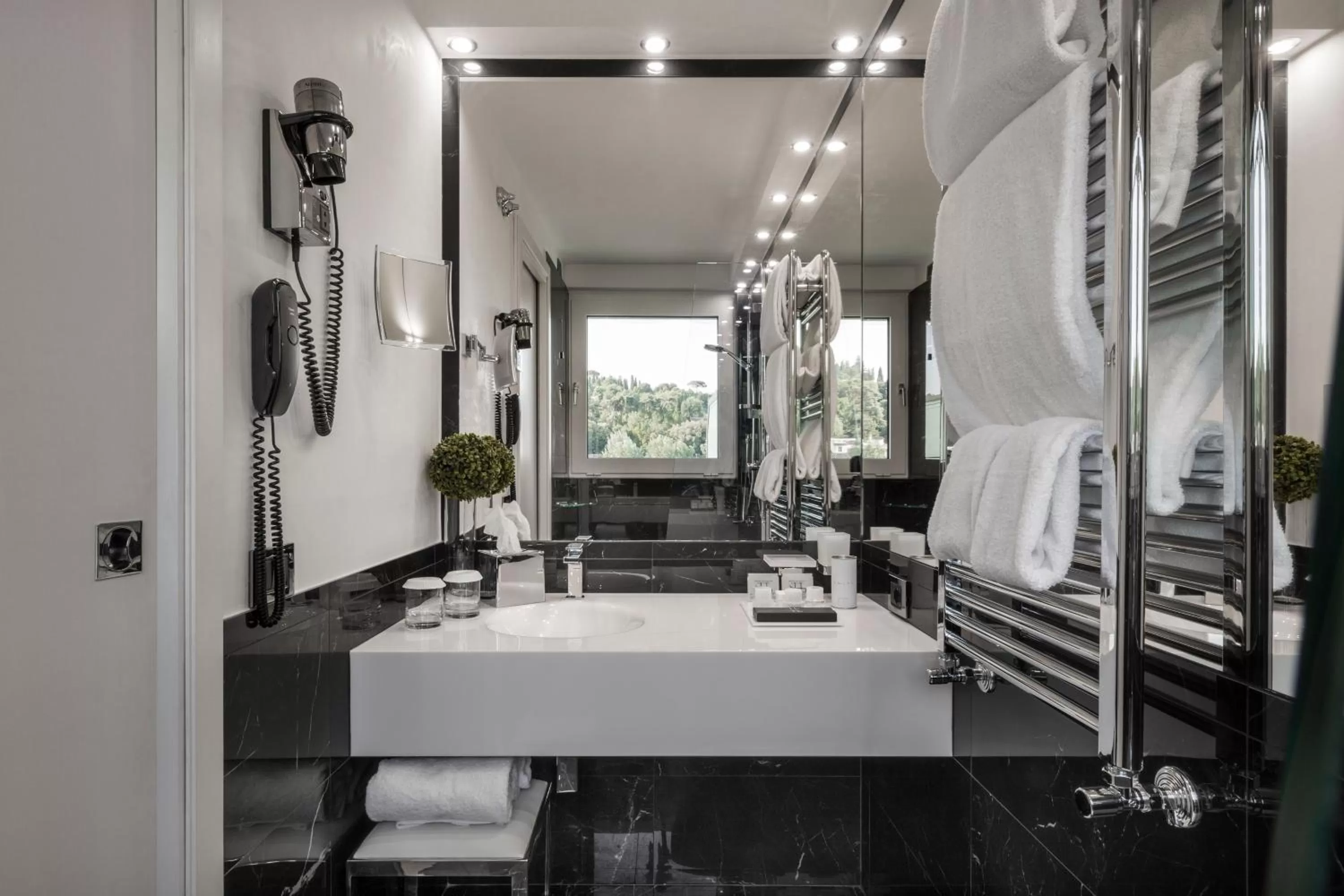 Toilet in LHP Hotel River & SPA