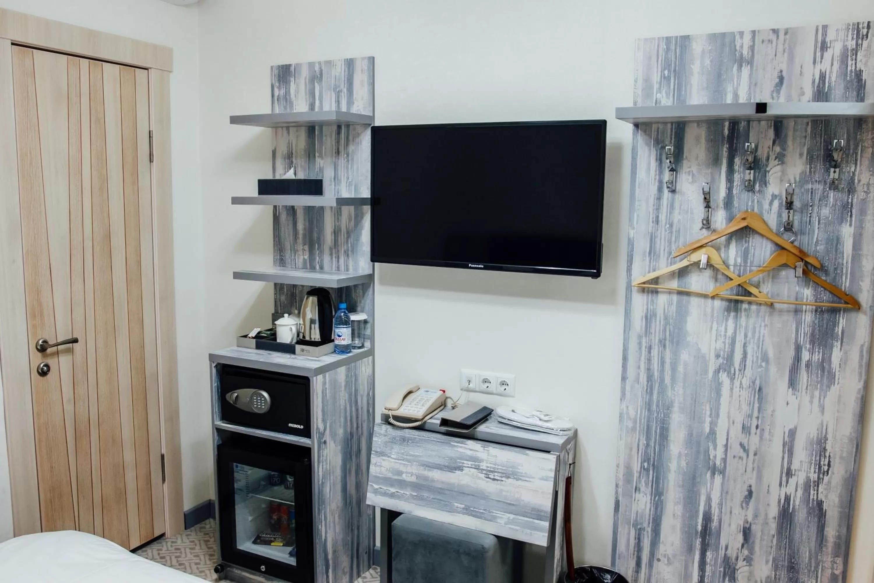 TV and multimedia in Express City Hotel