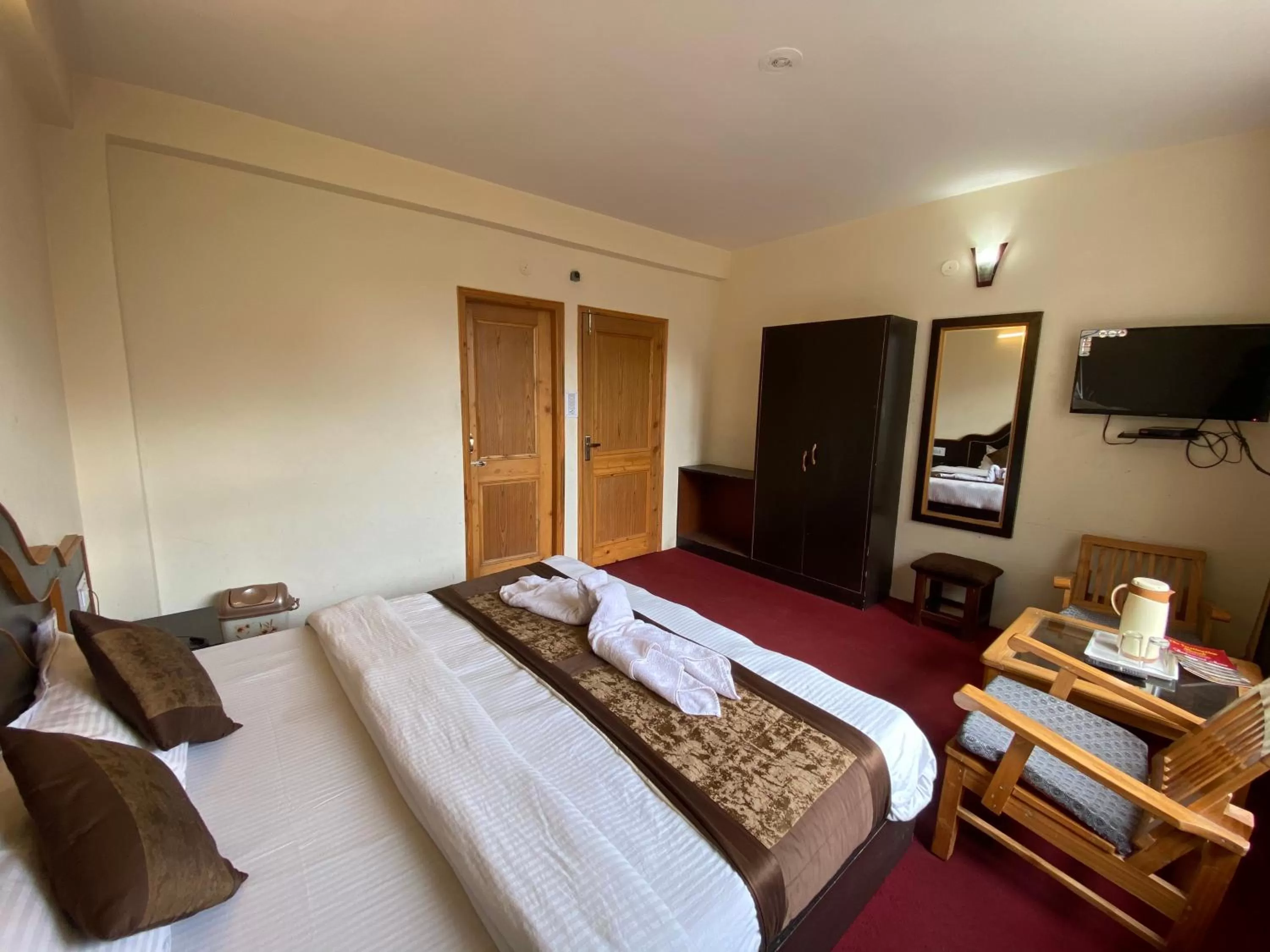 Photo of the whole room in The Destination Manali