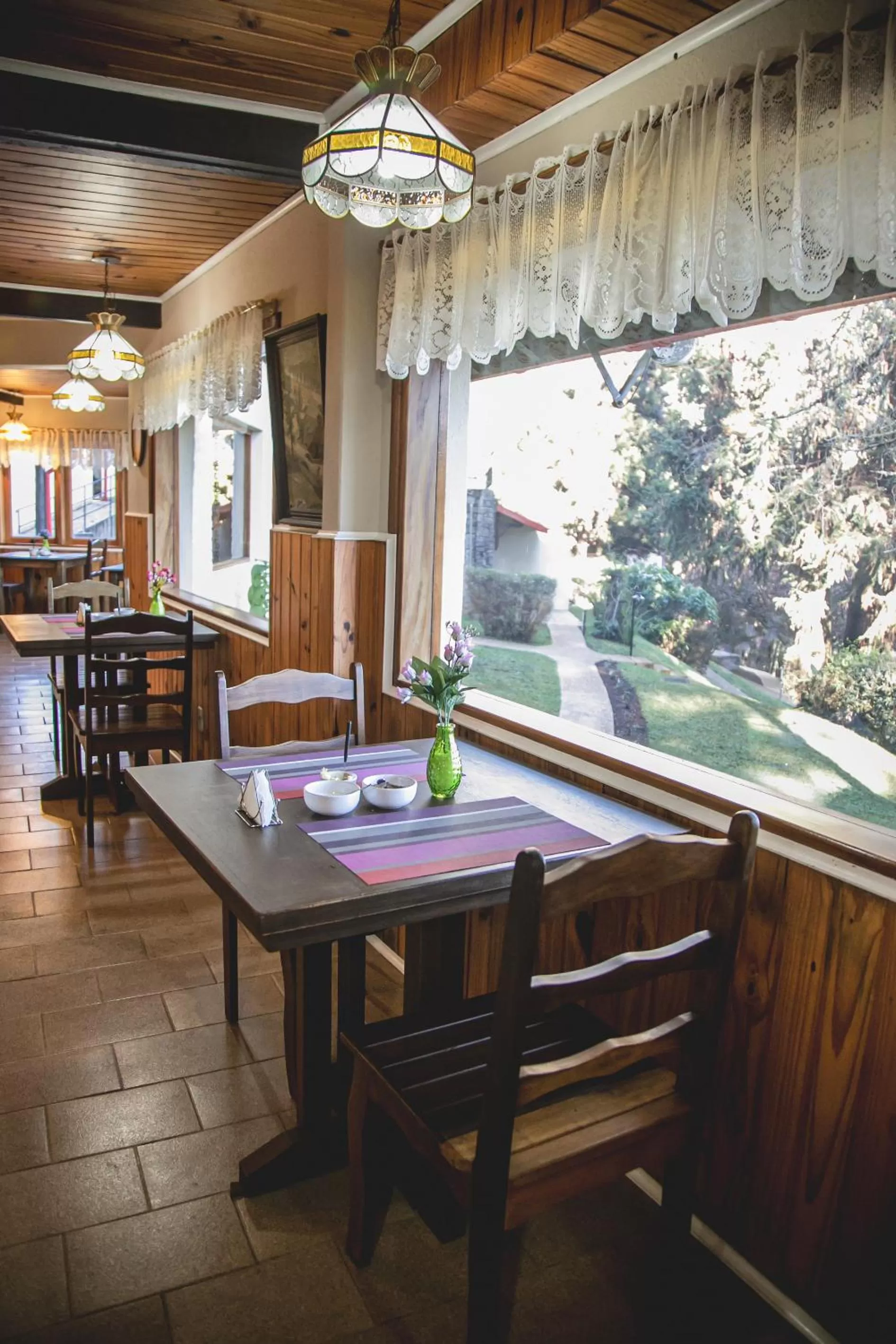 Restaurant/places to eat in Pousada Aguia da Montanha