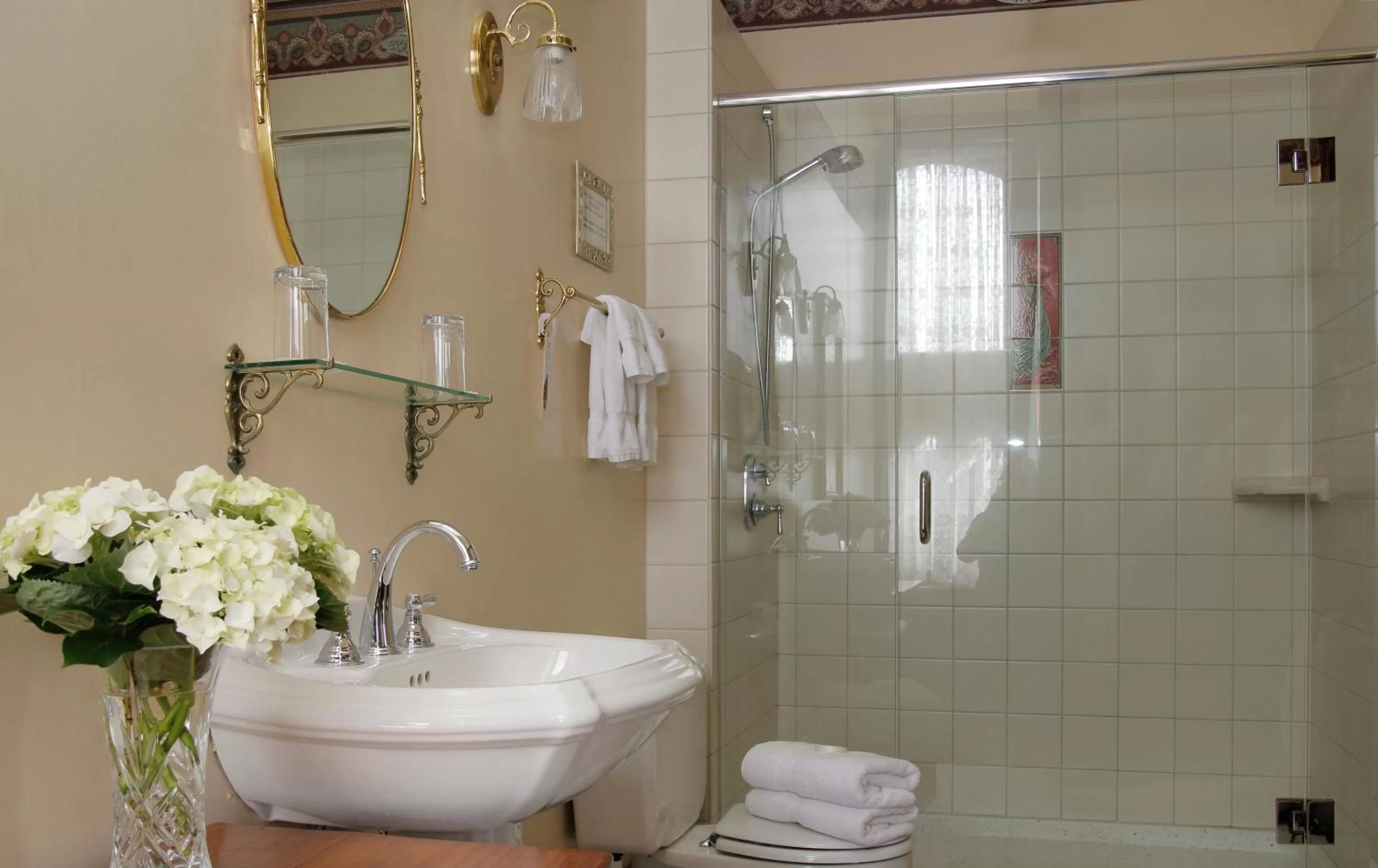 Bathroom in Victorian Inn