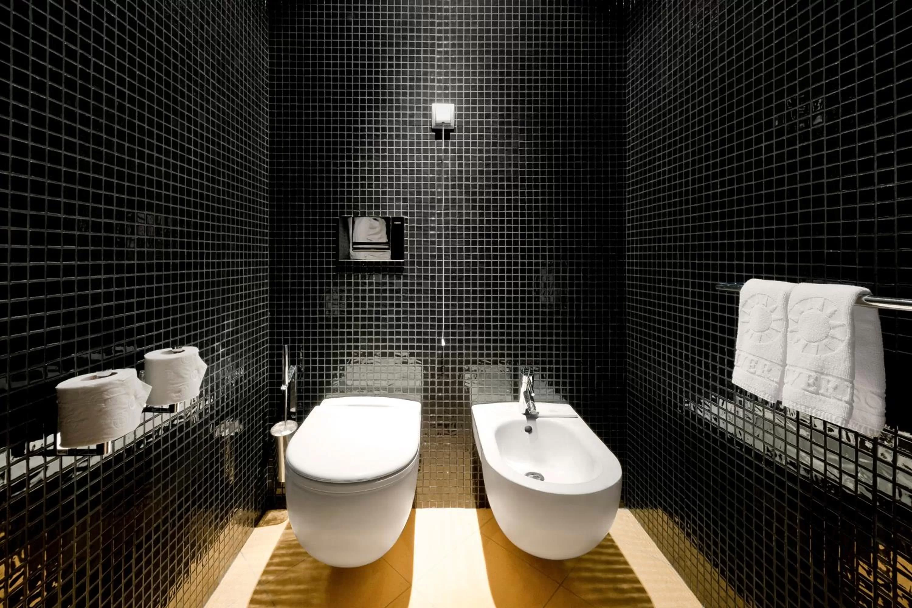 Family Room (2 Adults + 2 Children) in Hotel Casino Chaves