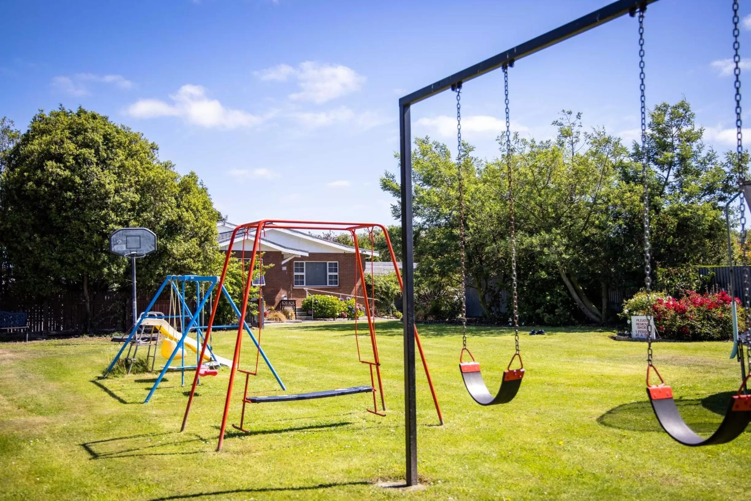 Children play ground in Colonial Lodge Motel