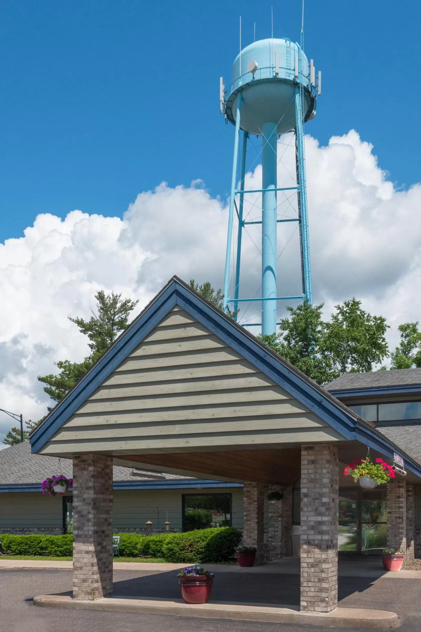 Facade/entrance in AmericInn by Wyndham Minocqua