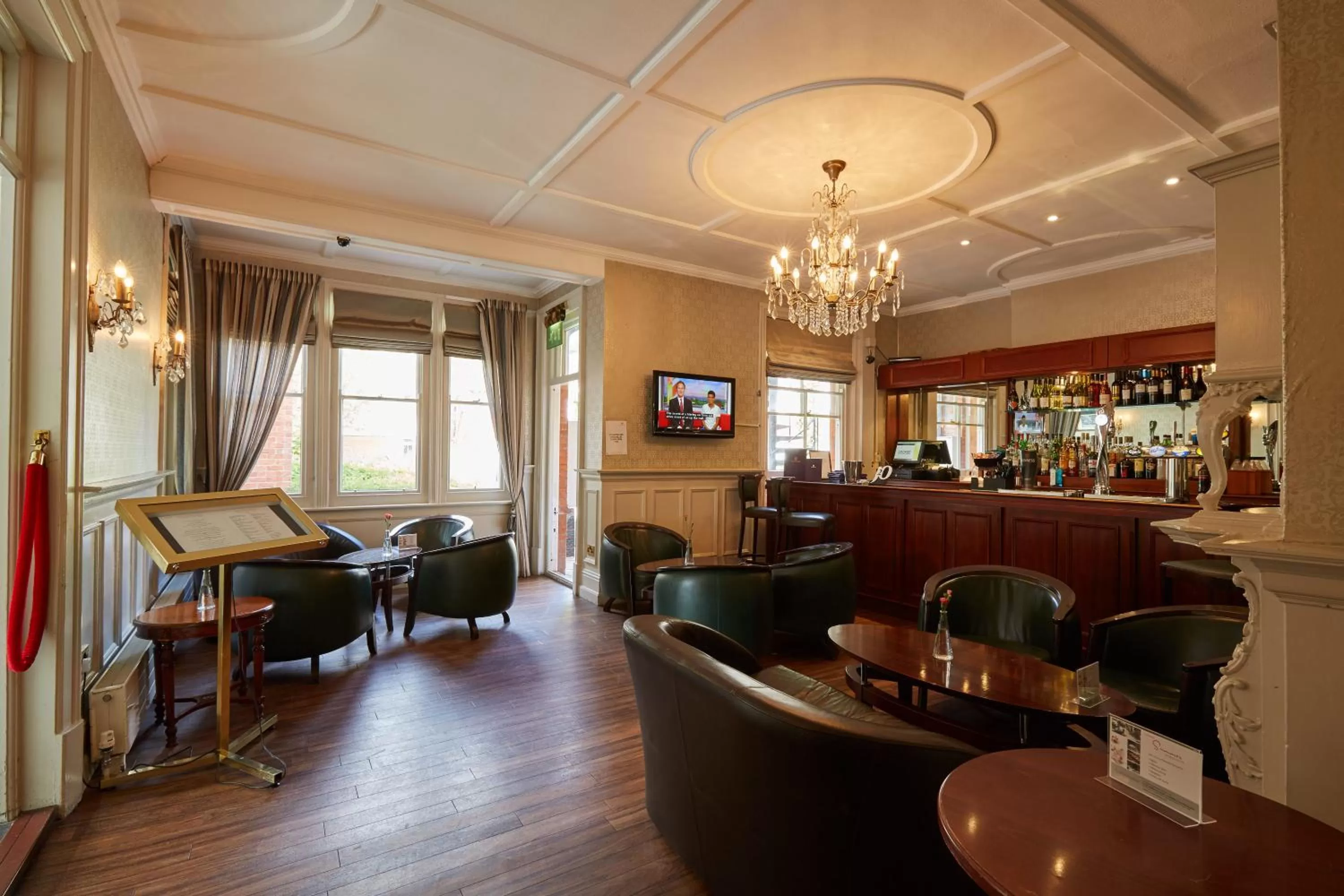 Lounge or bar in Lismoyne Hotel