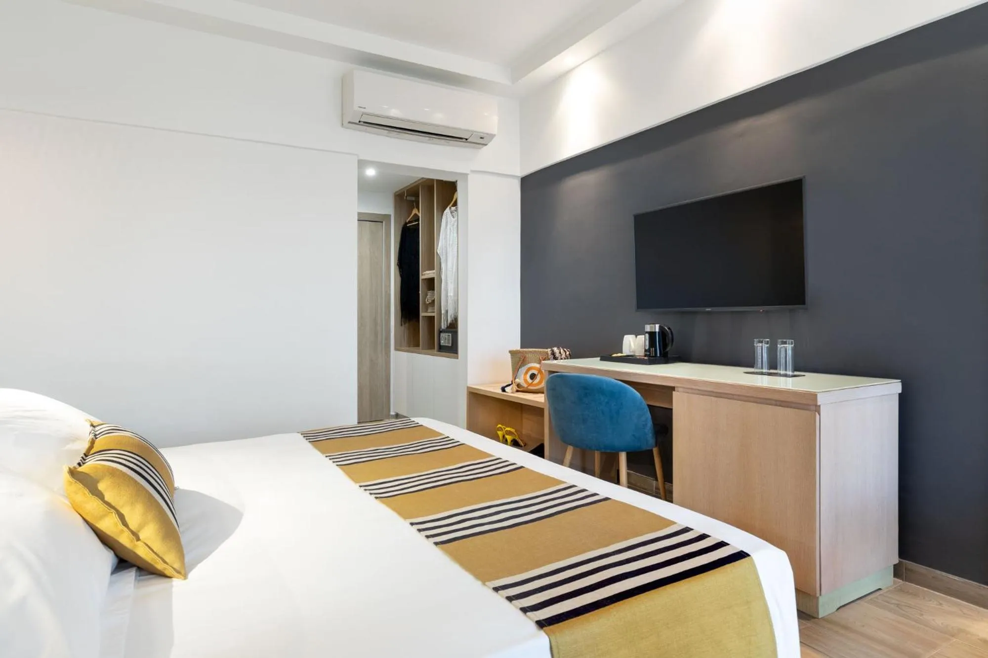 Bedroom in Mercure Rhodes Alexia Hotel & Spa