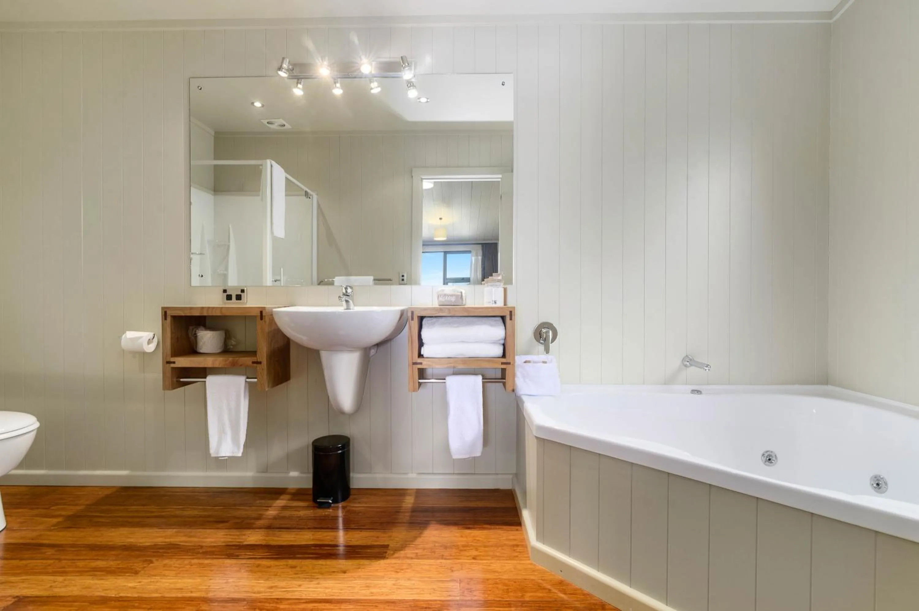 Bathroom in Koura Lodge