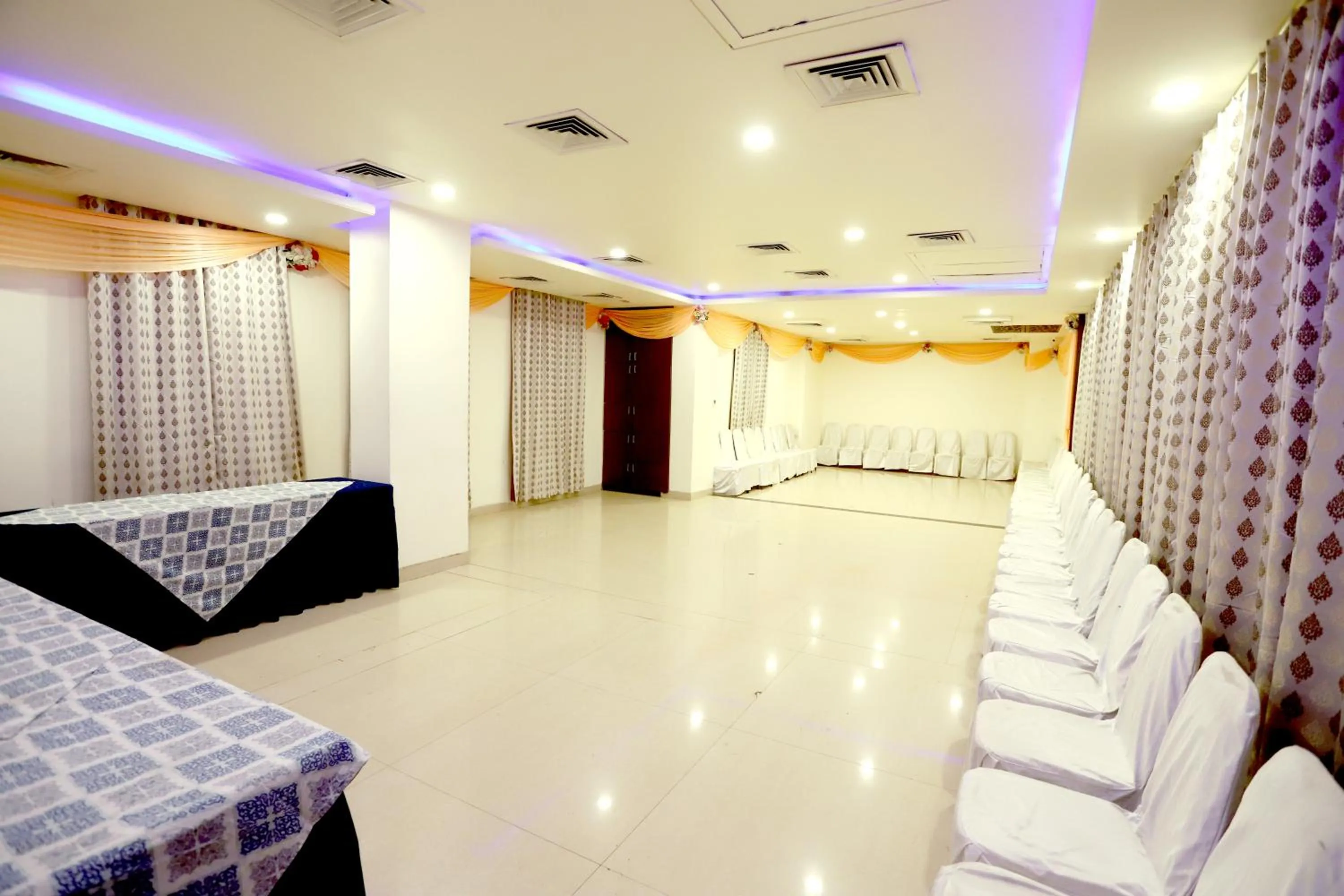 Banquet/Function facilities in HOTEL BLUE PEARL