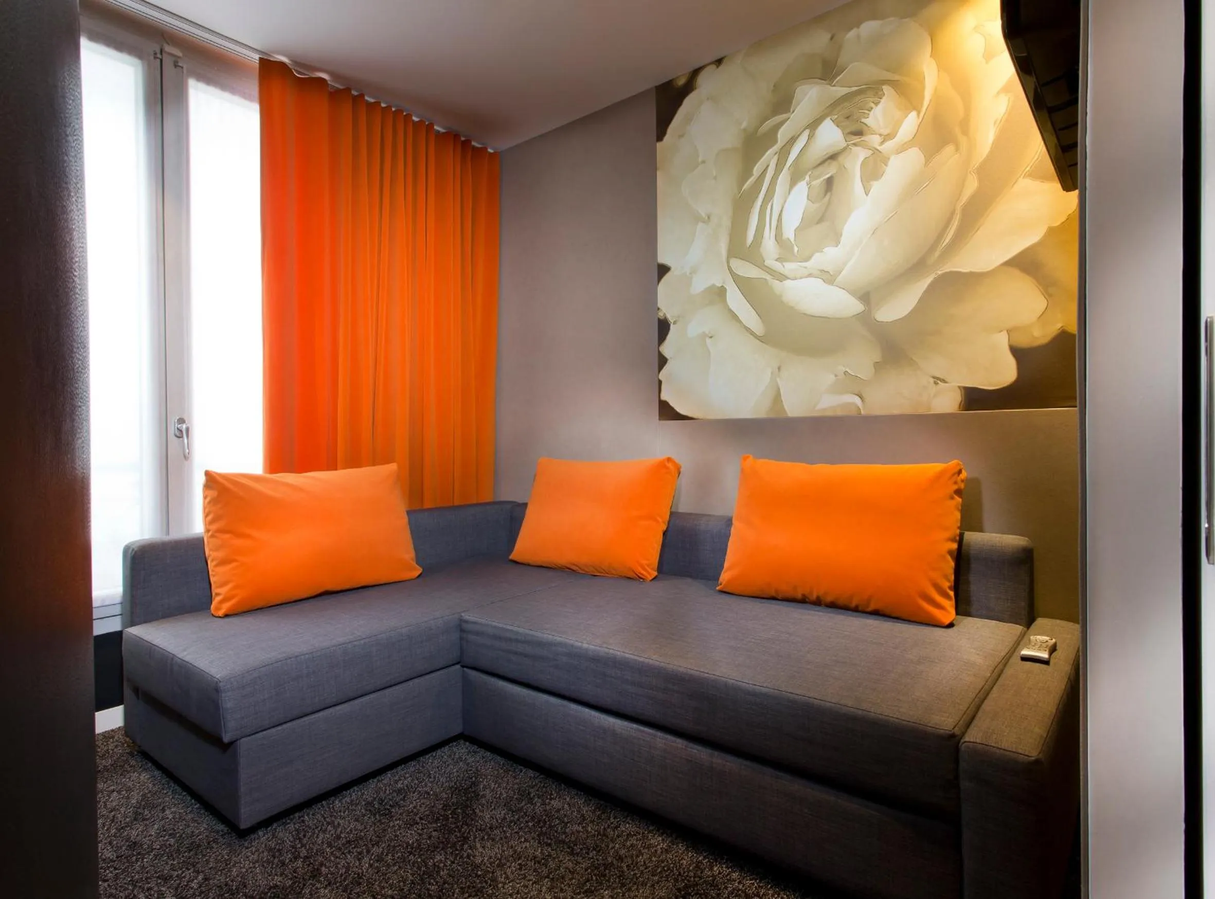 Decorative detail in Hôtel Elixir