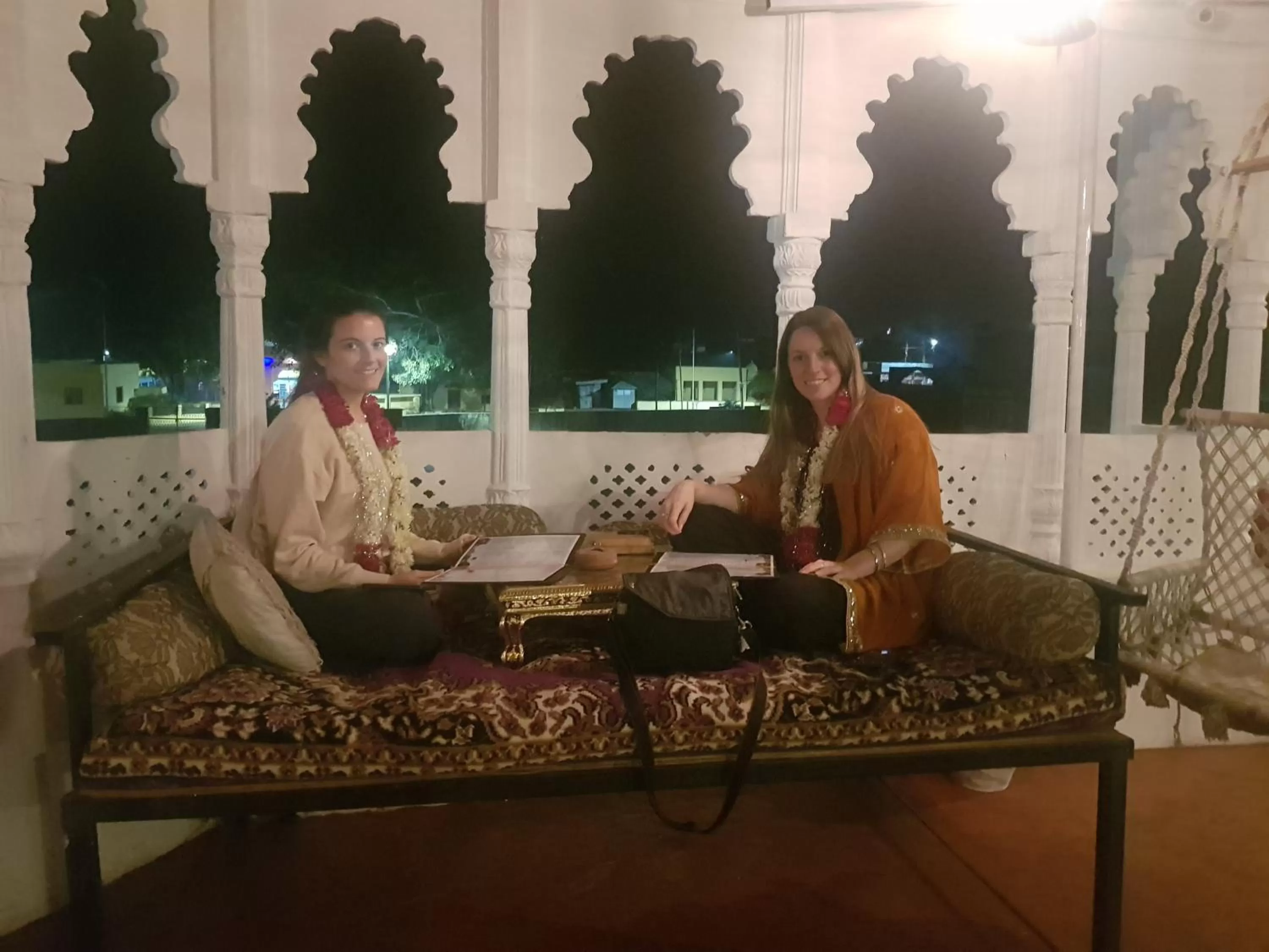 Restaurant/places to eat in Hotel Bundi House