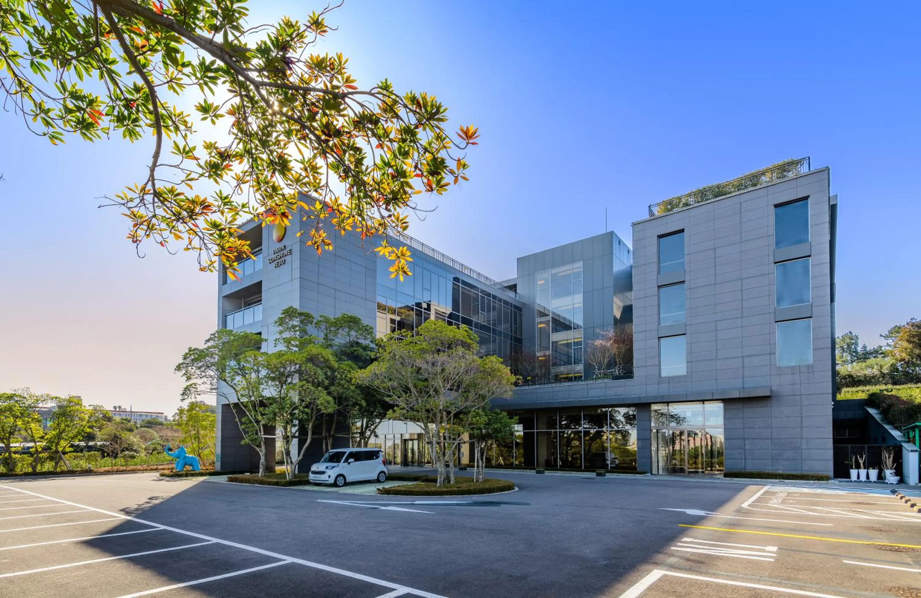 Property building in Parksunshine Jeju