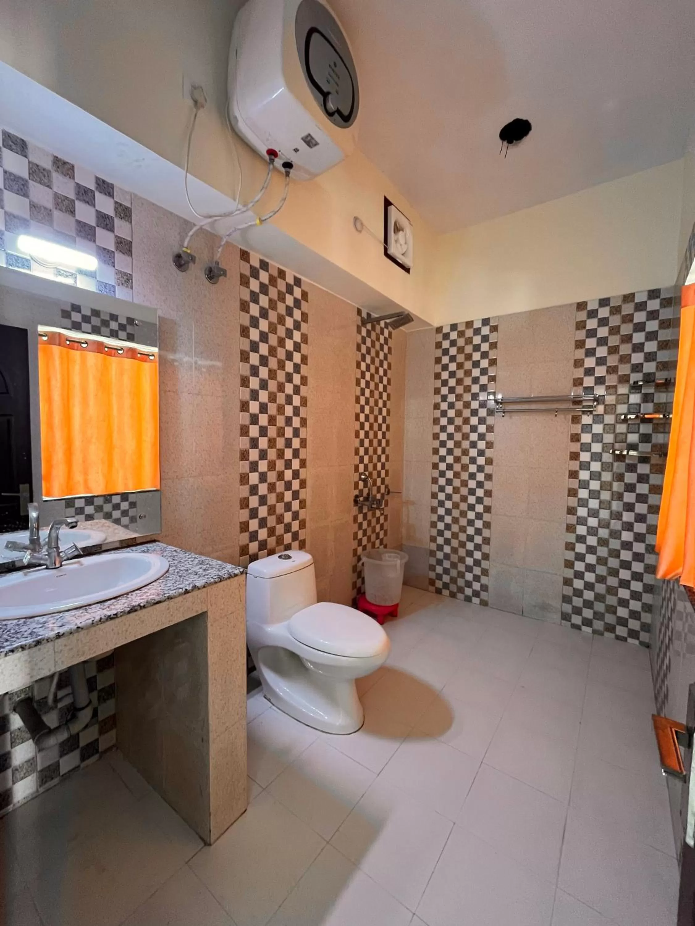 Bathroom in The Kempty Fall Resort, Mussoorie