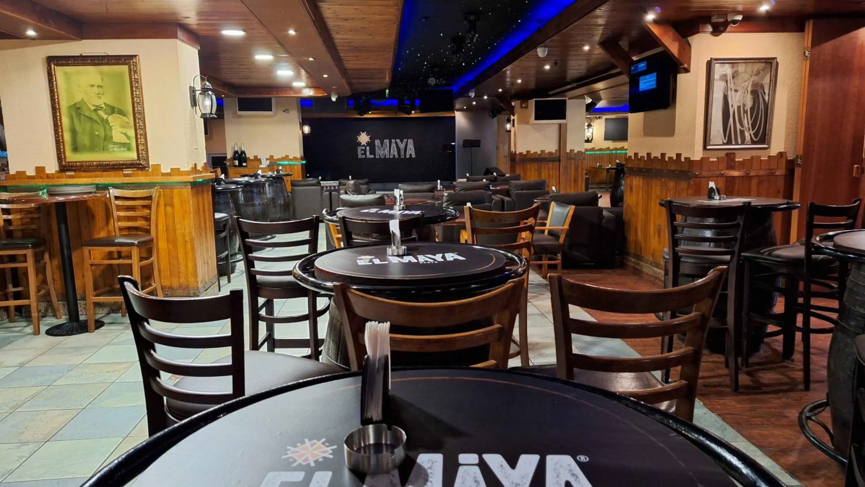 Nightclub / DJ in Avenue Hotel Dubai