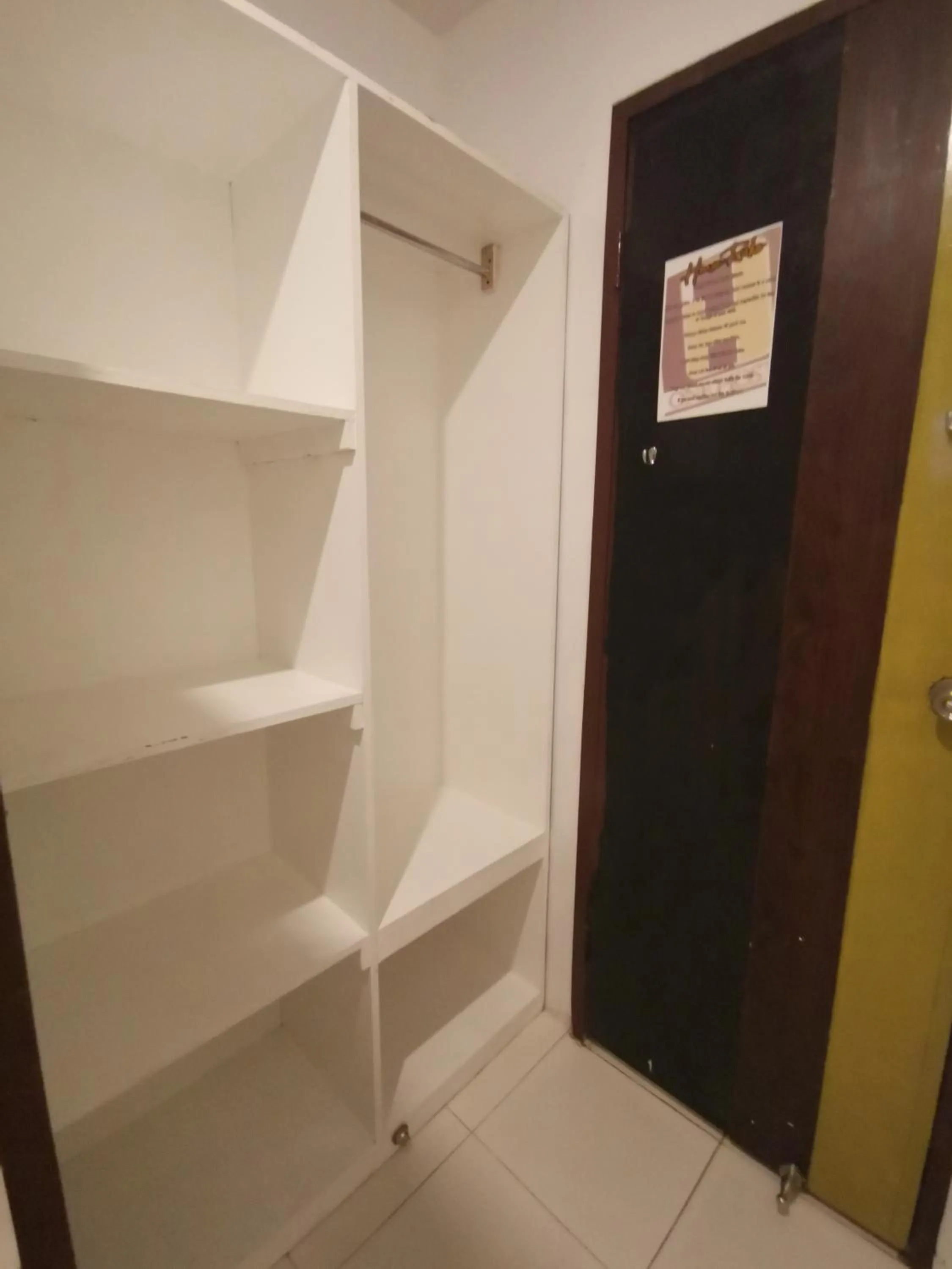 Decorative detail in One Hostel - El Nido