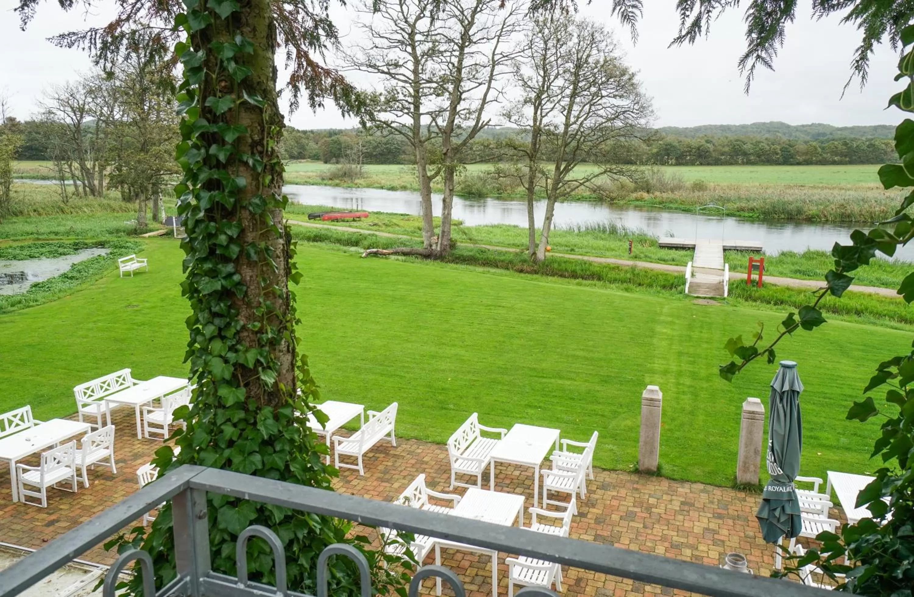 Garden view in Svostrup Kro