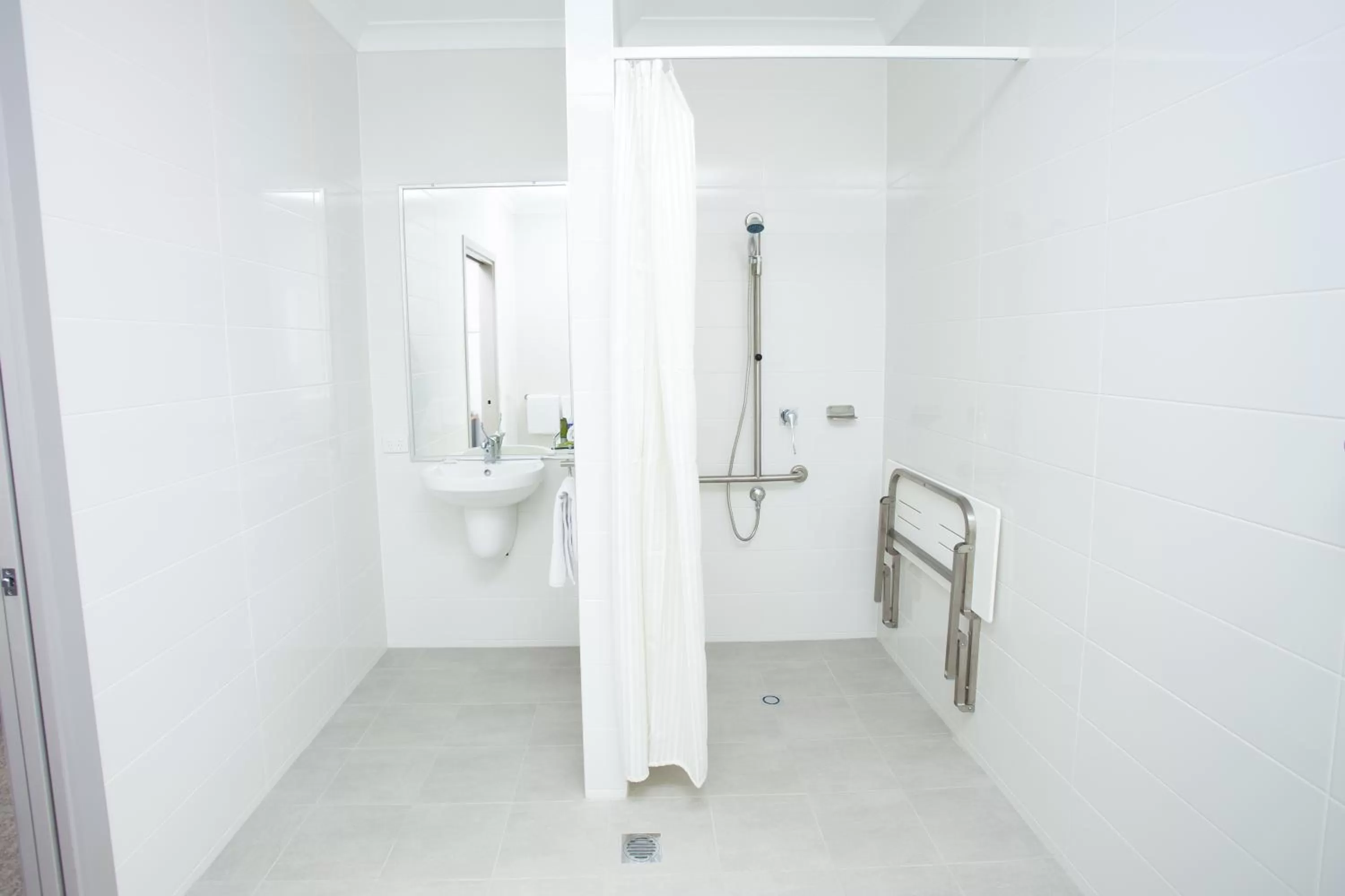 Food and drinks in Altitude Motel Apartments